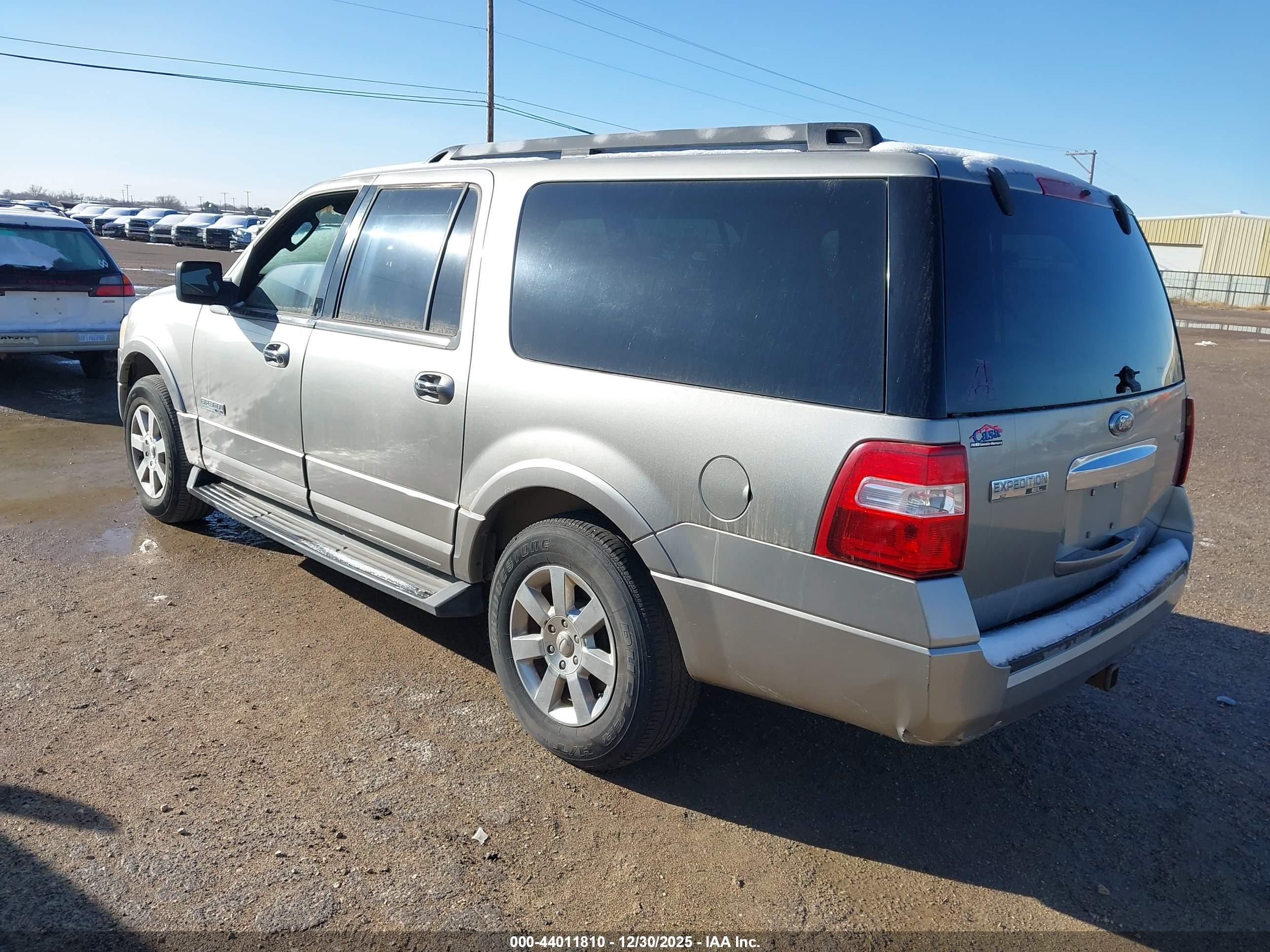 FORD EXPEDITION image 3