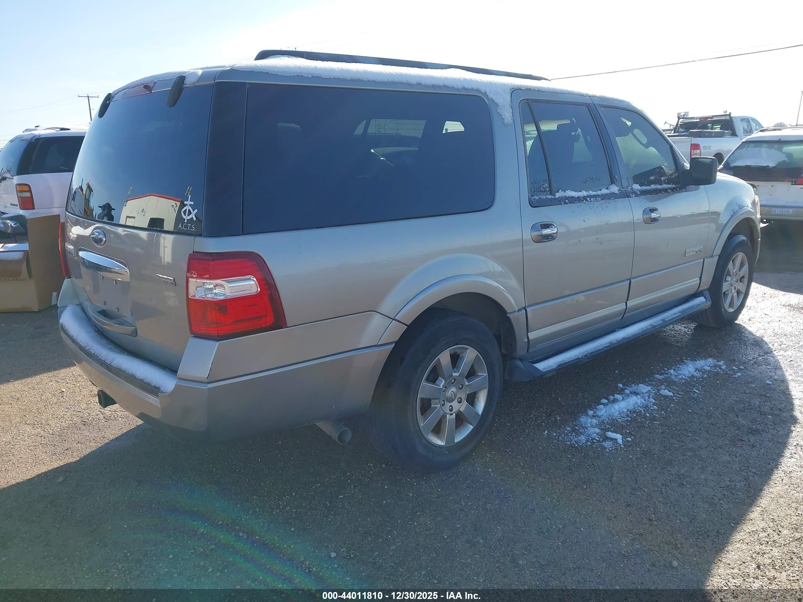 FORD EXPEDITION image 4
