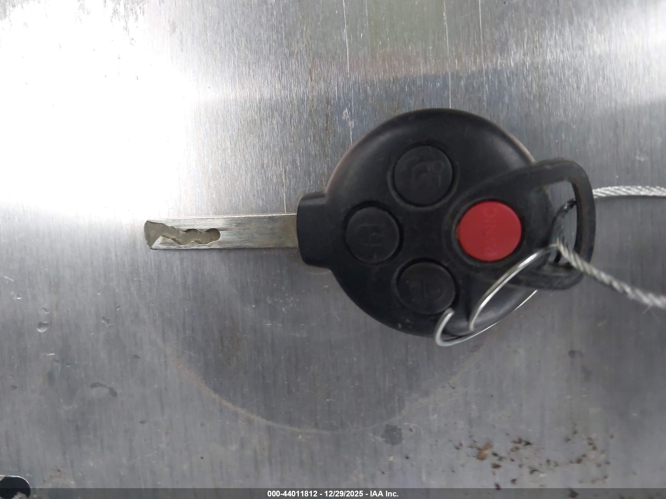 SMART FORTWO image 11