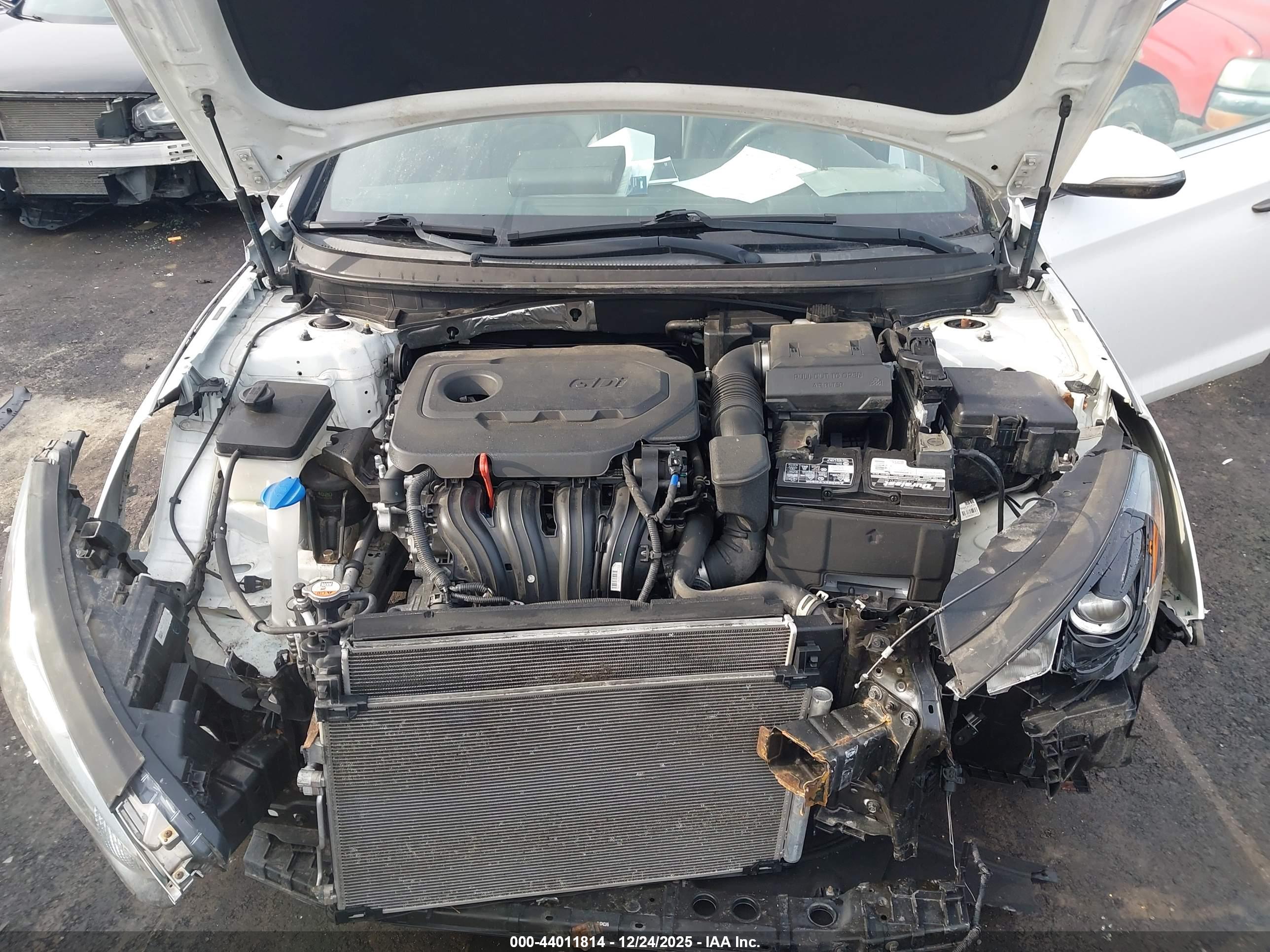HYUNDAI SONATA image 10