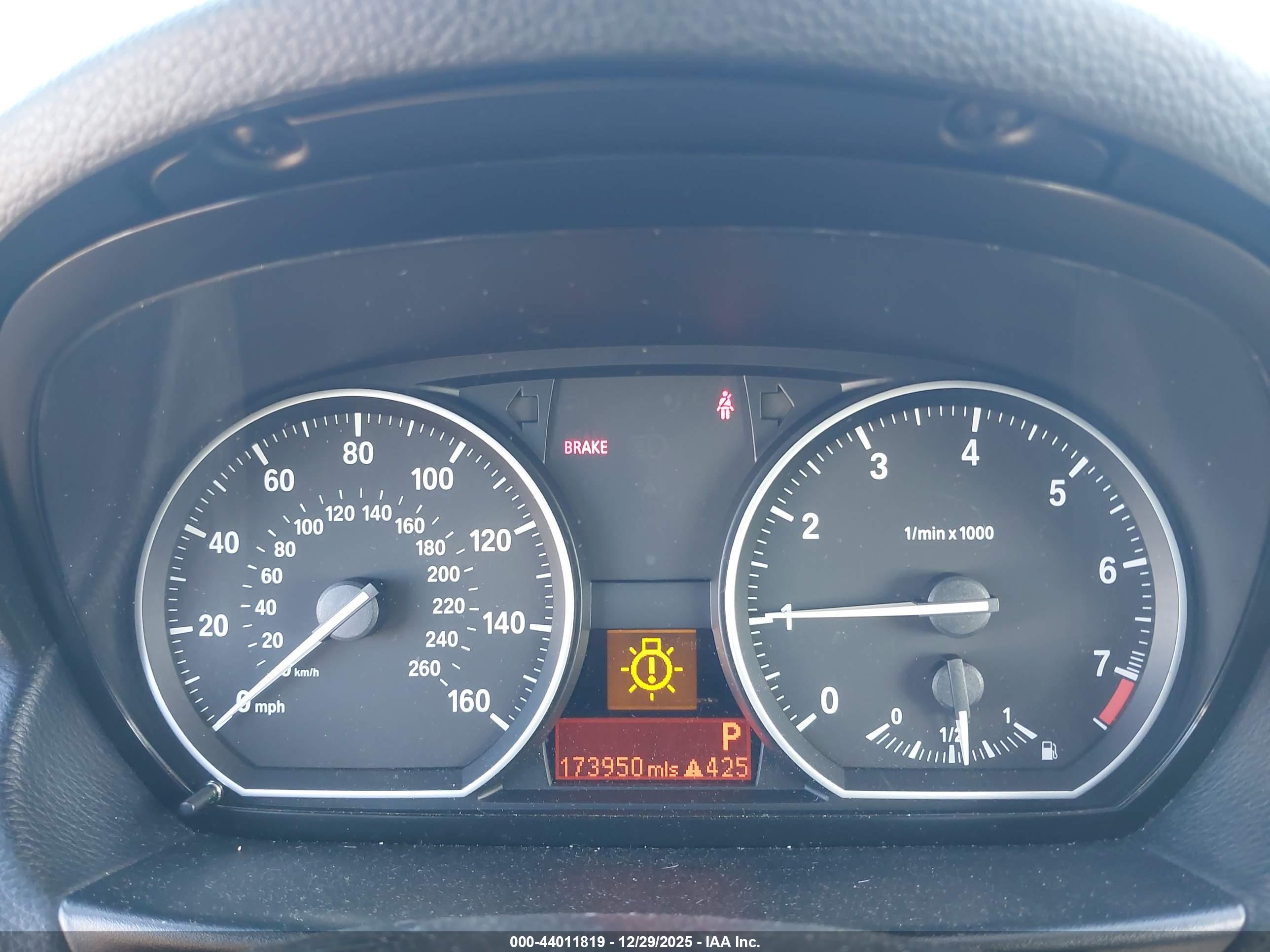 BMW 128I image 7