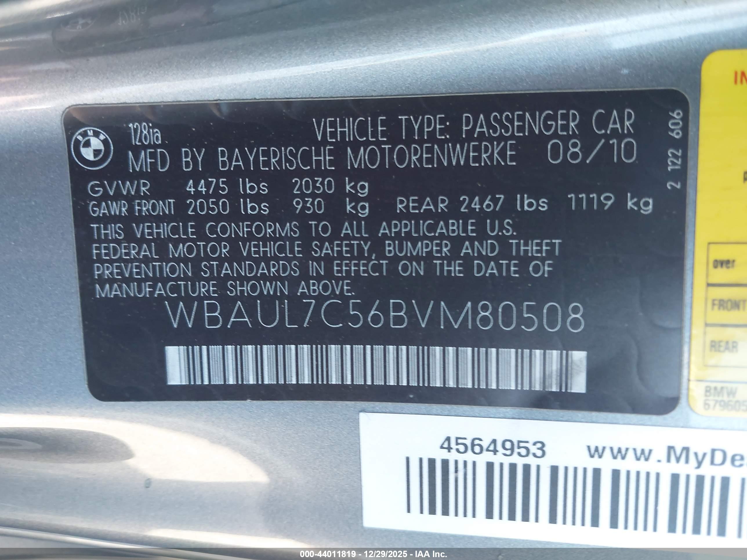 BMW 128I image 9