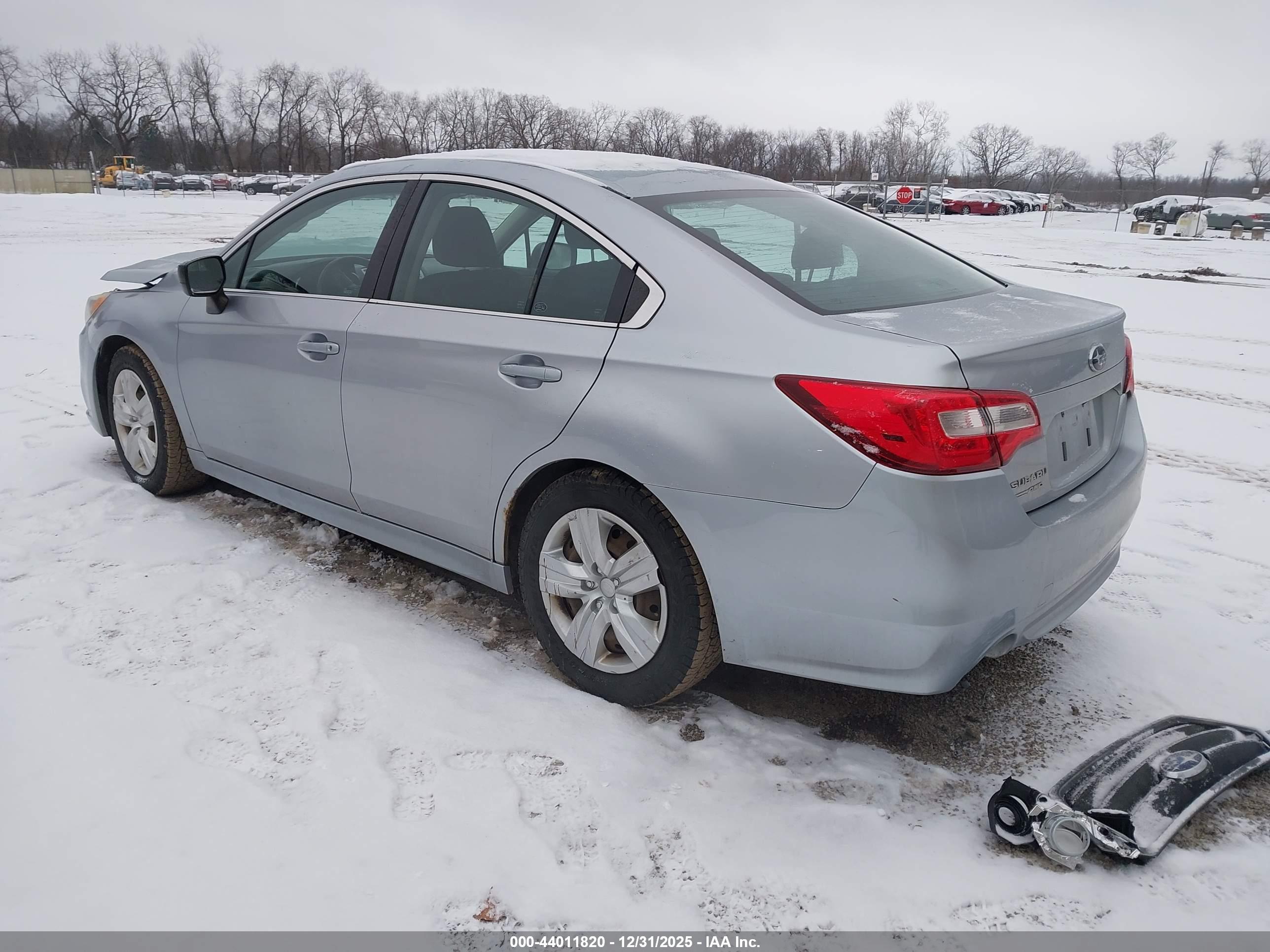 SUBARU LEGACY image 3