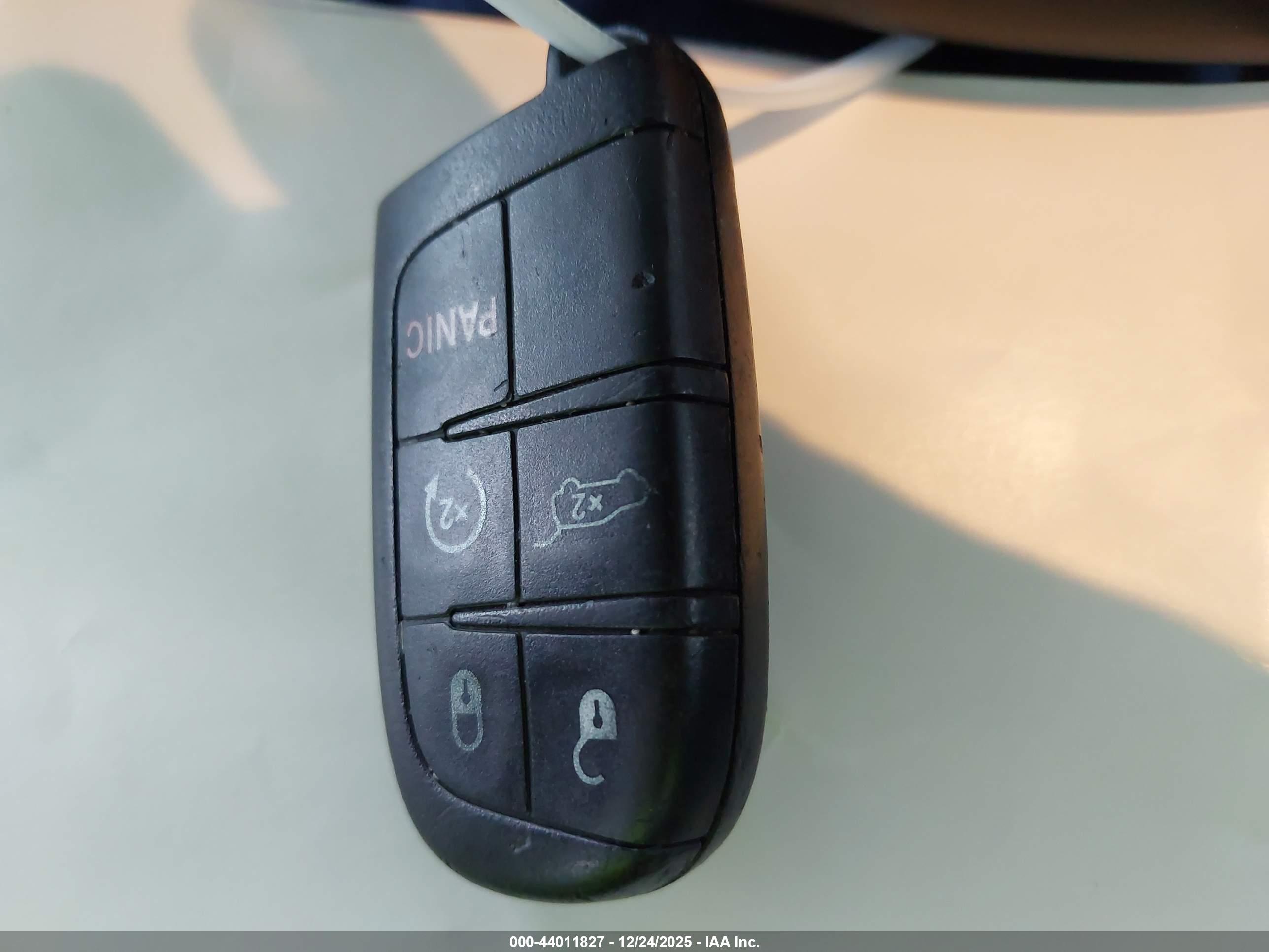 JEEP GRAND image 11