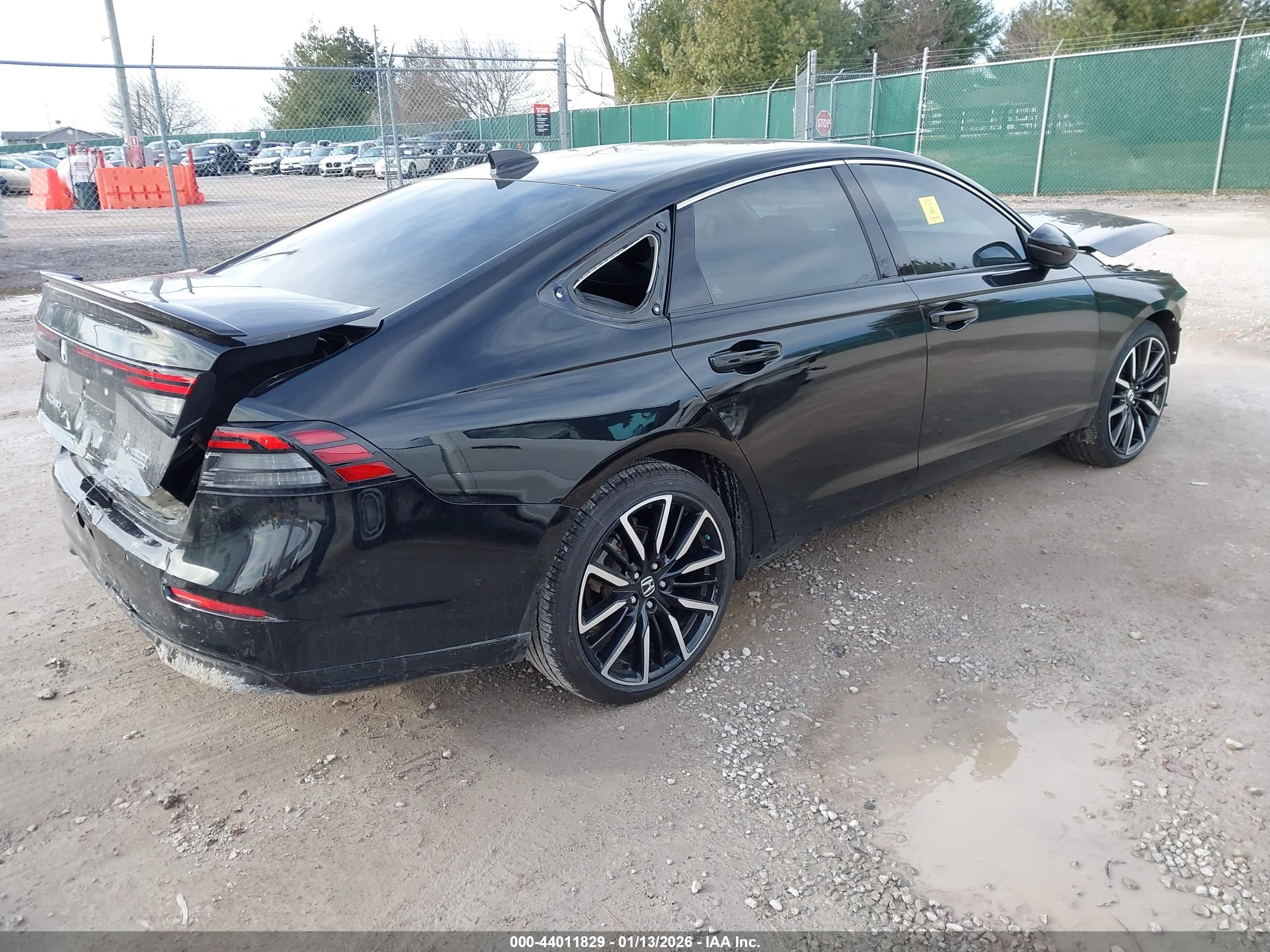 HONDA ACCORD image 4