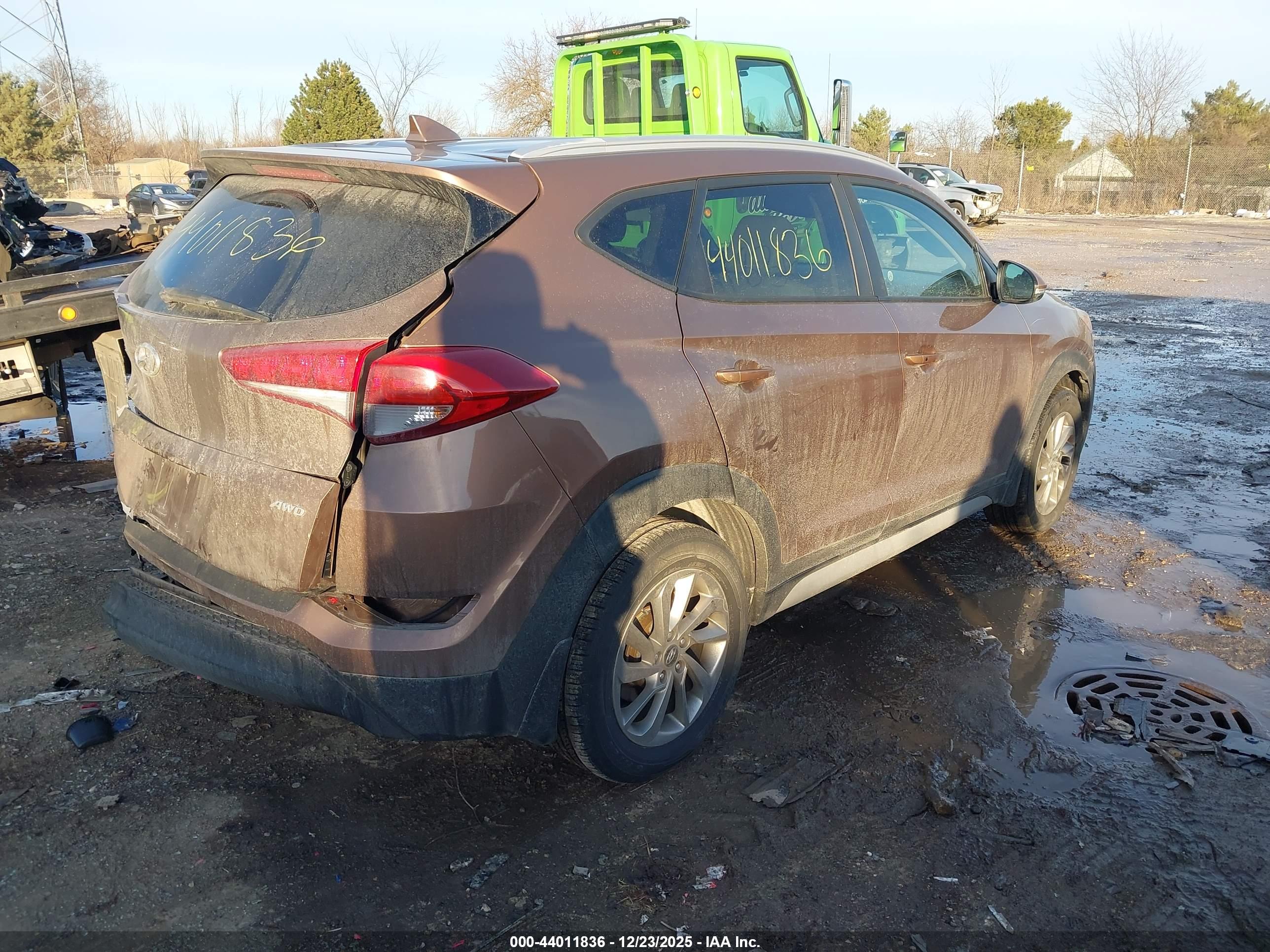 HYUNDAI TUCSON image 4