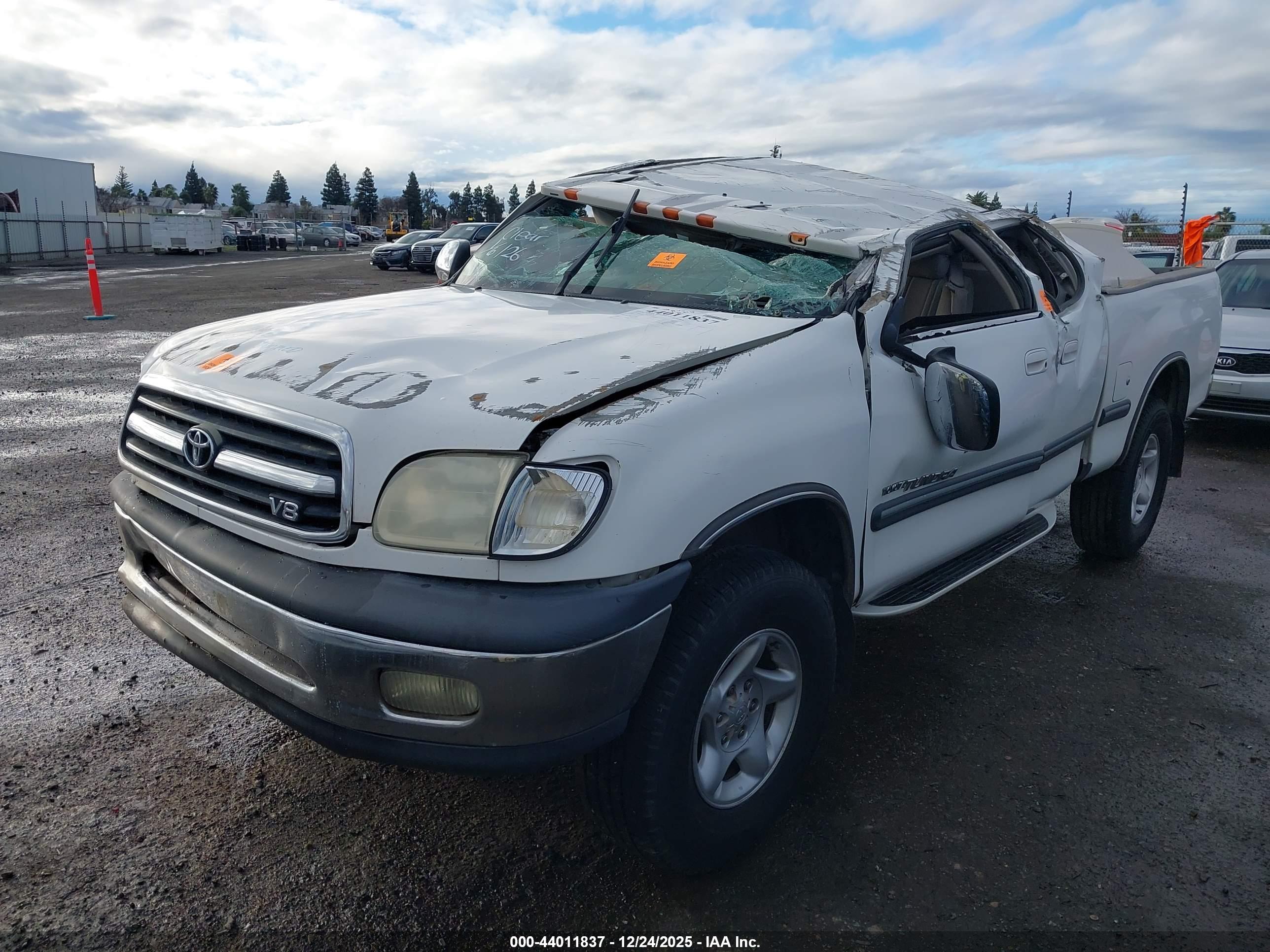 TOYOTA TUNDRA image 2