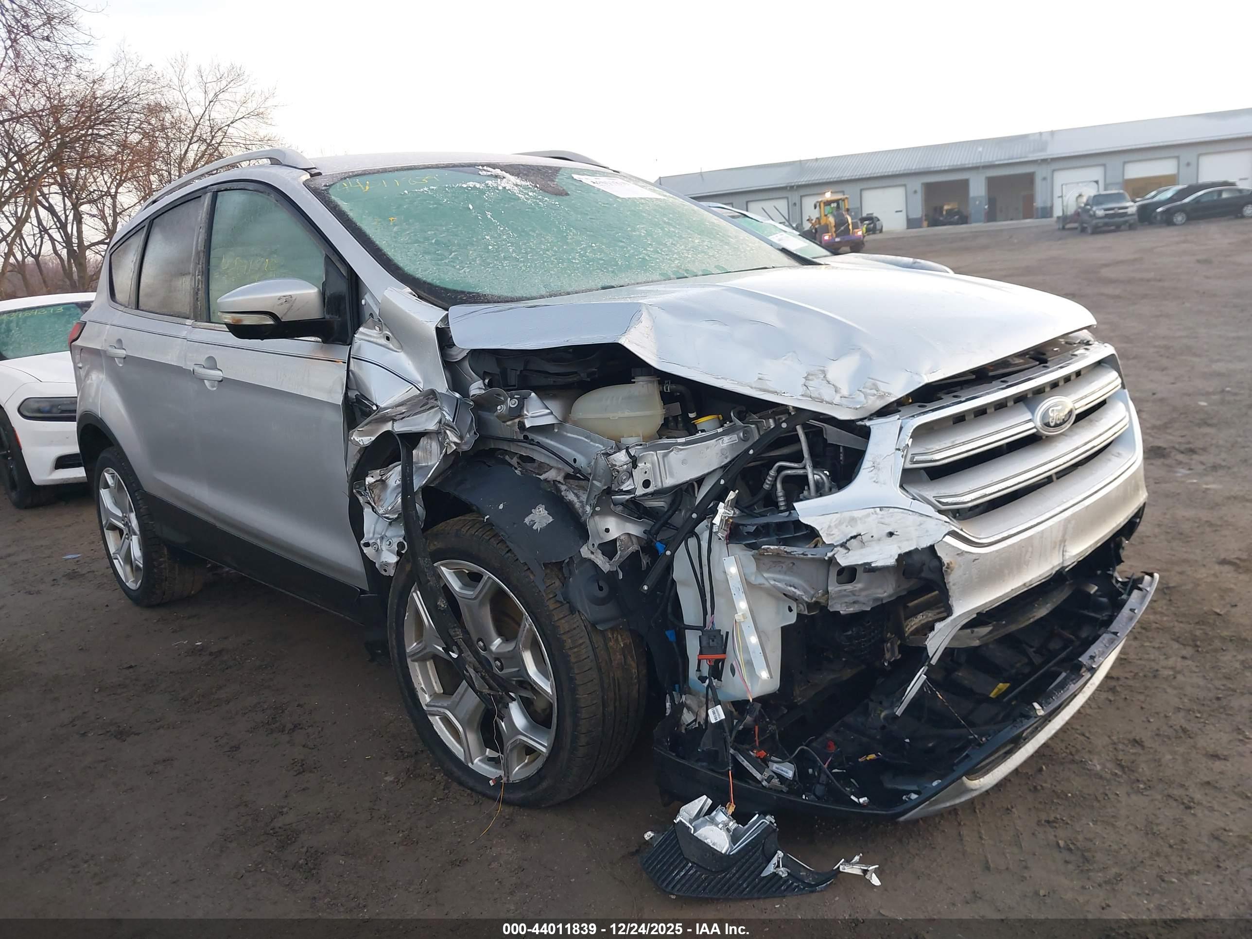 FORD ESCAPE image 6