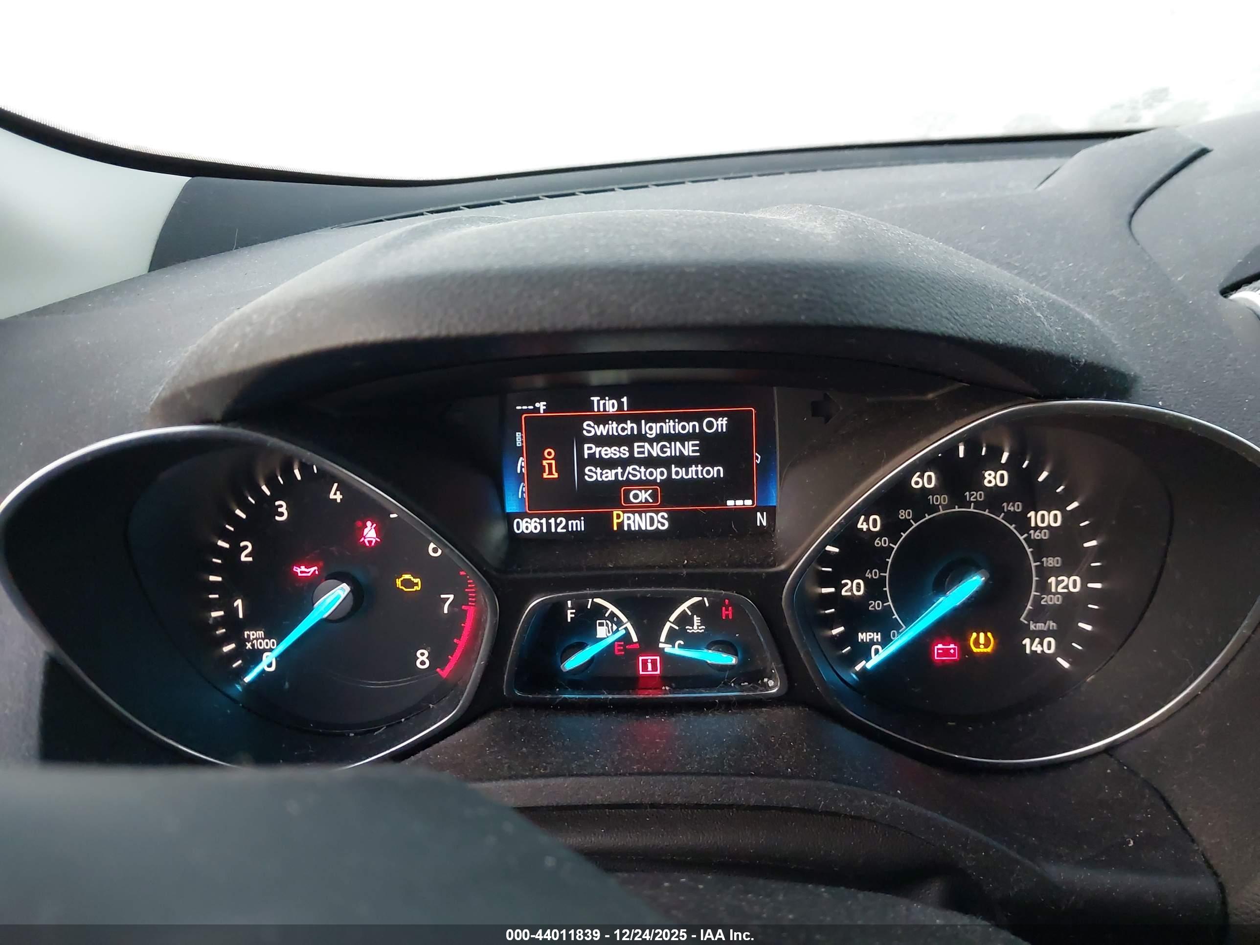 FORD ESCAPE image 7