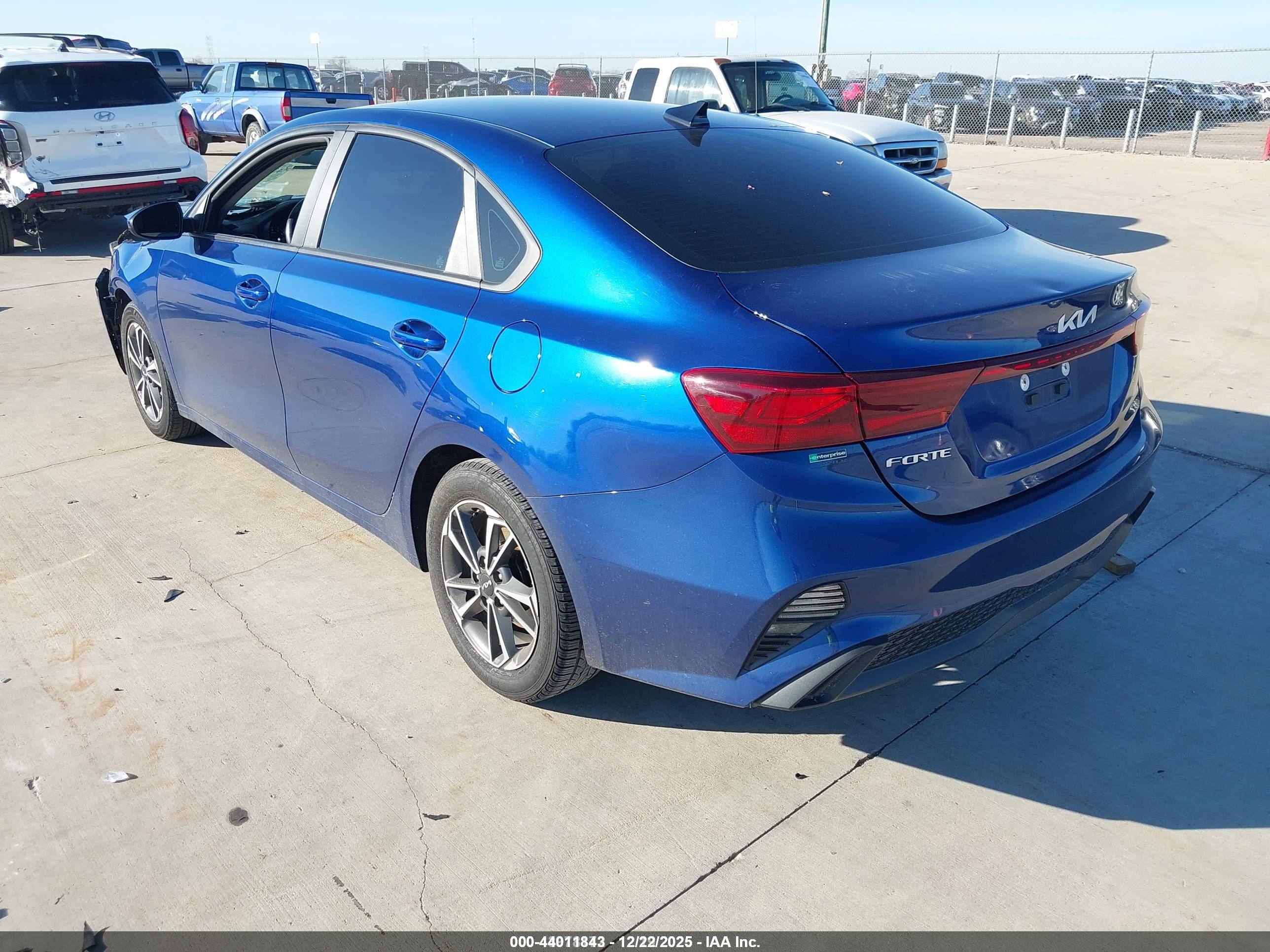 KIA FORTE image 3