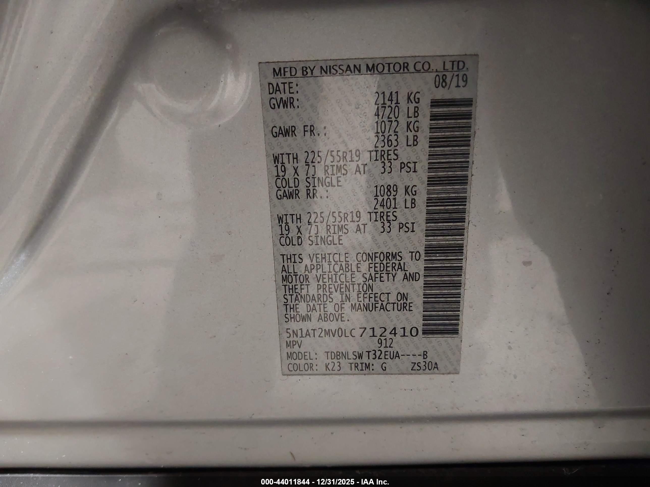 NISSAN ROGUE image 9