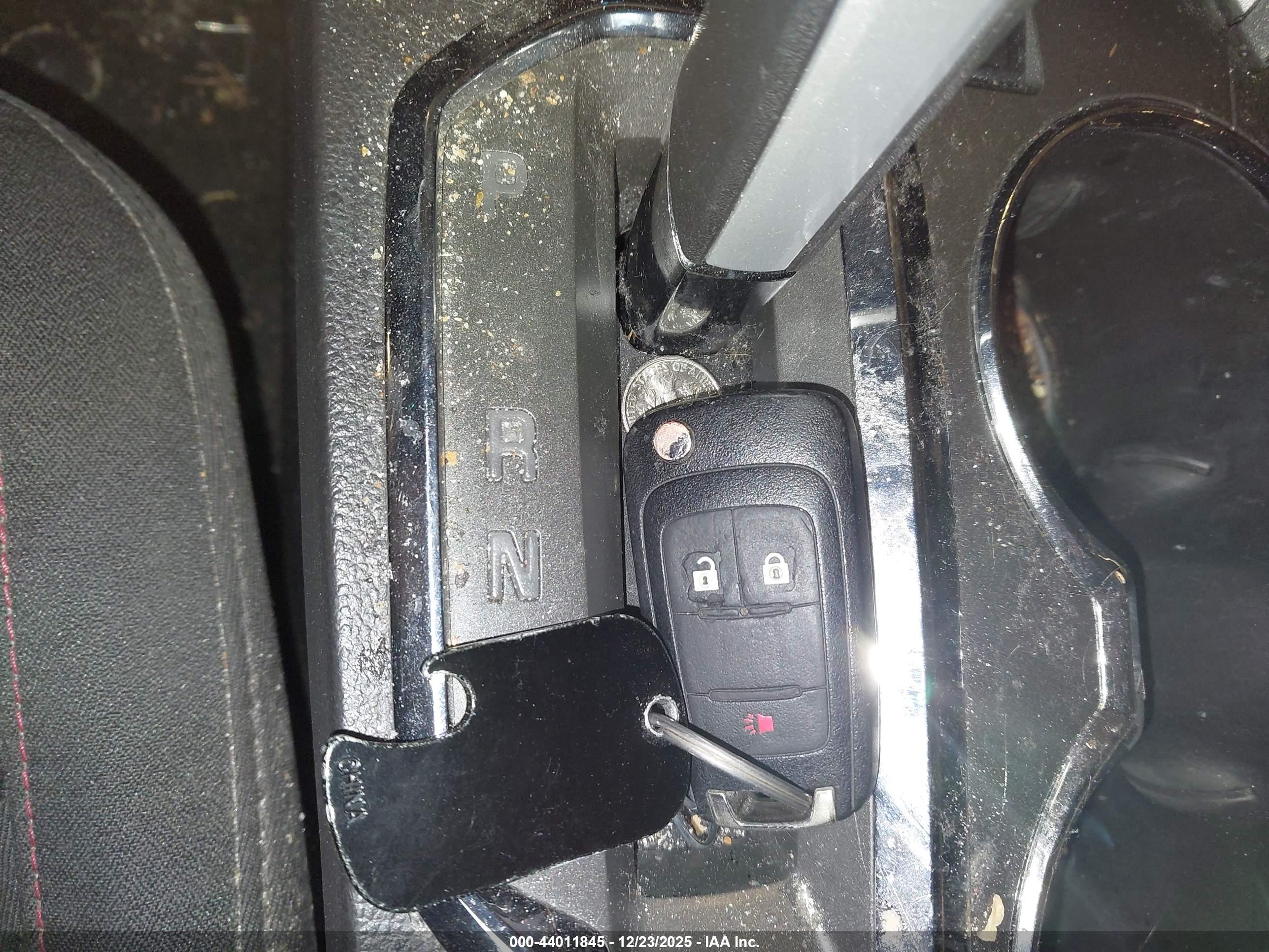 CHEVROLET EQUINOX image 11