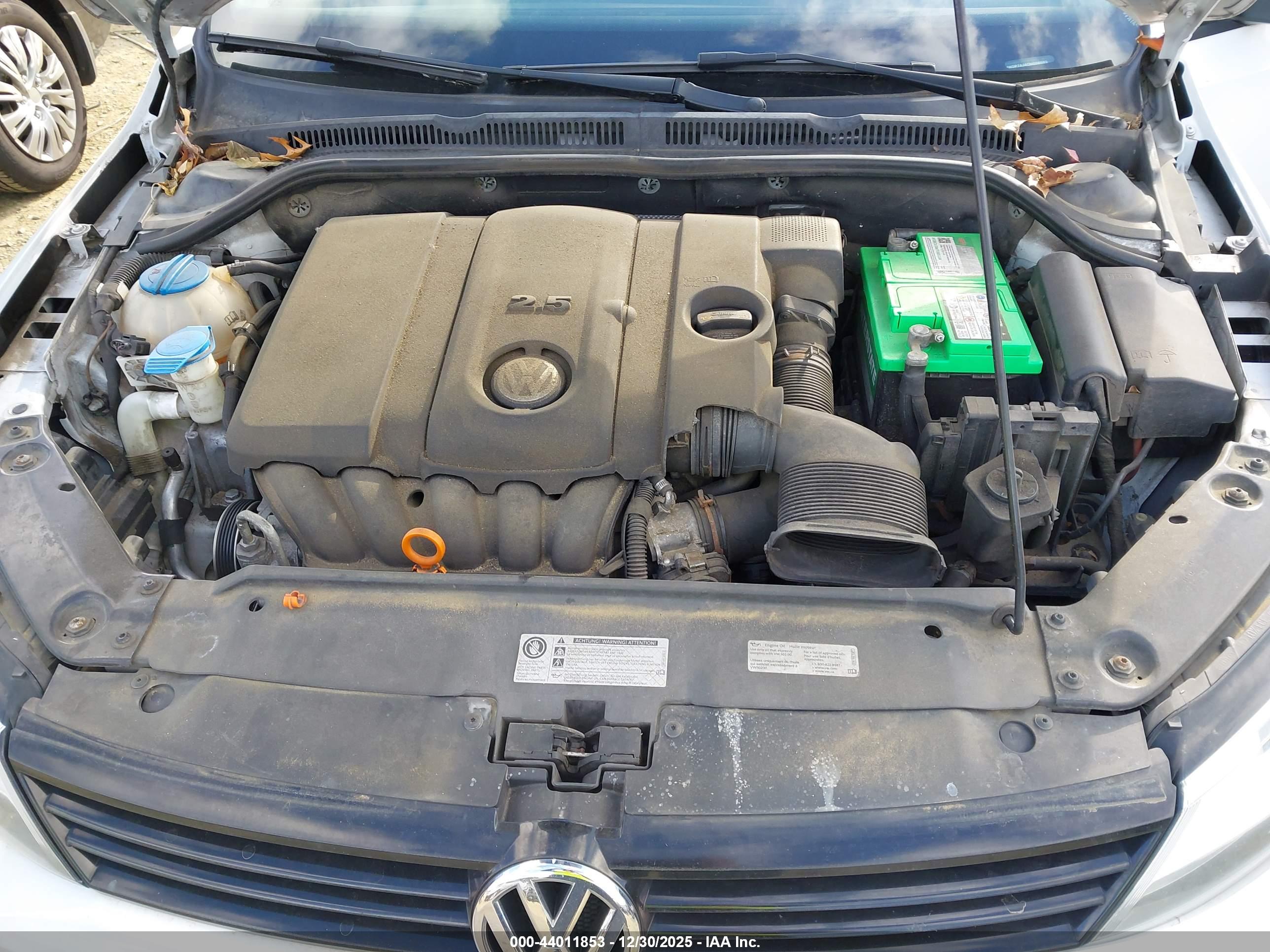 VOLKSWAGEN JETTA image 10