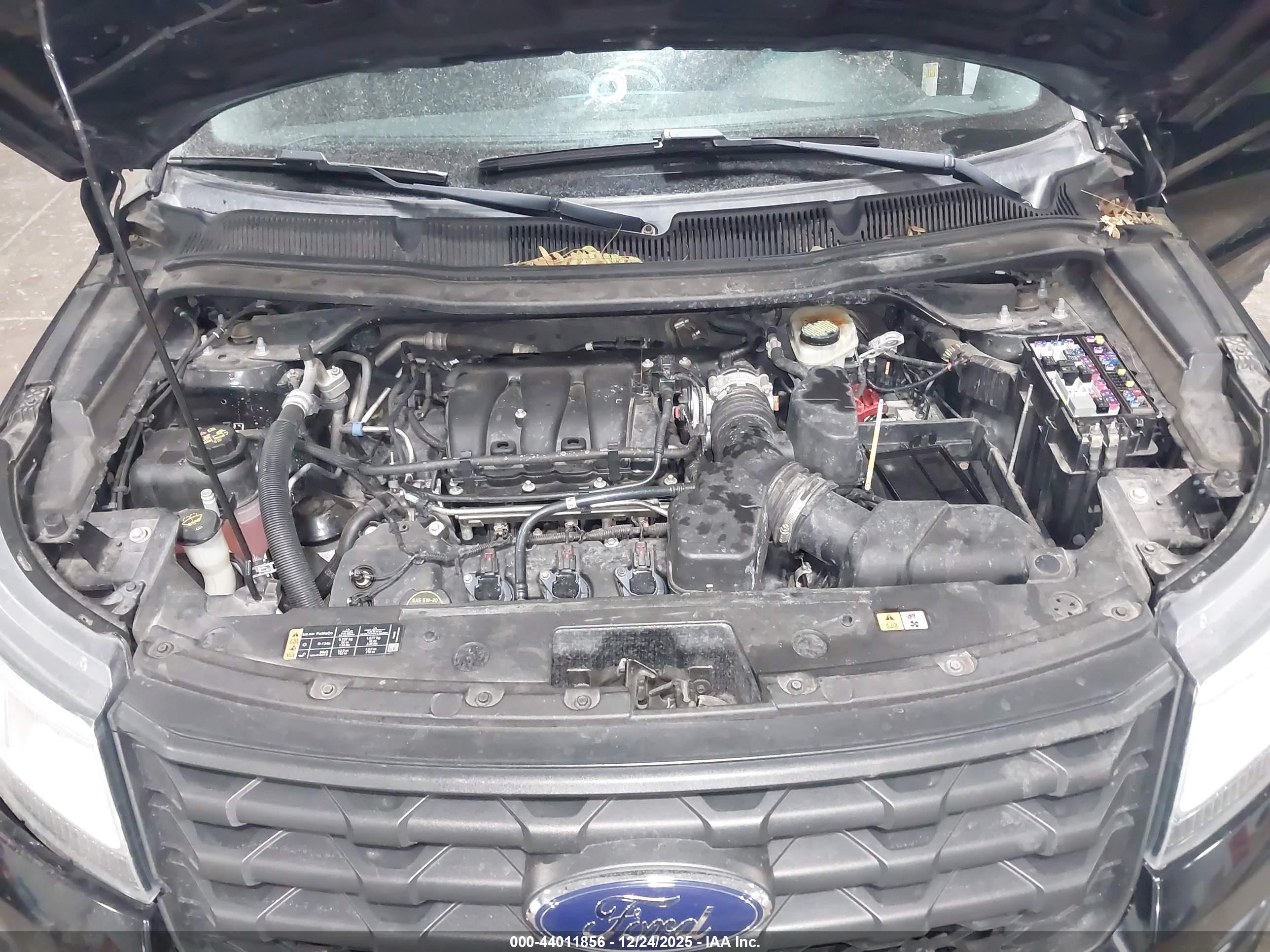 FORD UTILITY image 10