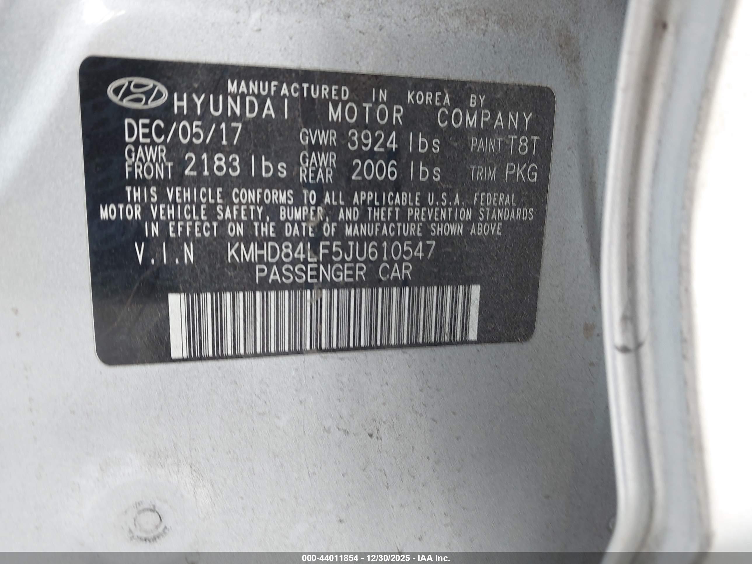 HYUNDAI ELANTRA image 9