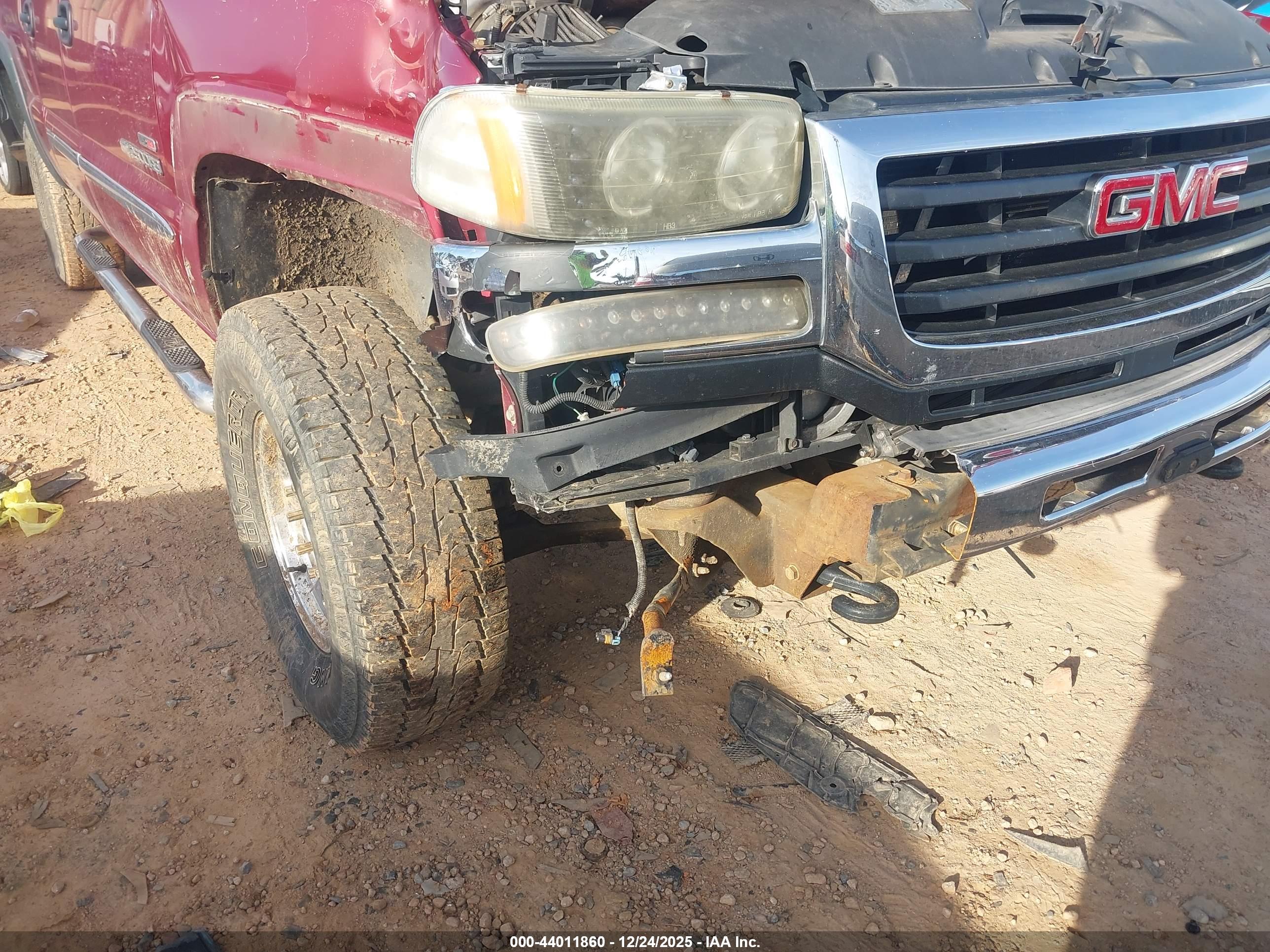 GMC SIERRA image 6