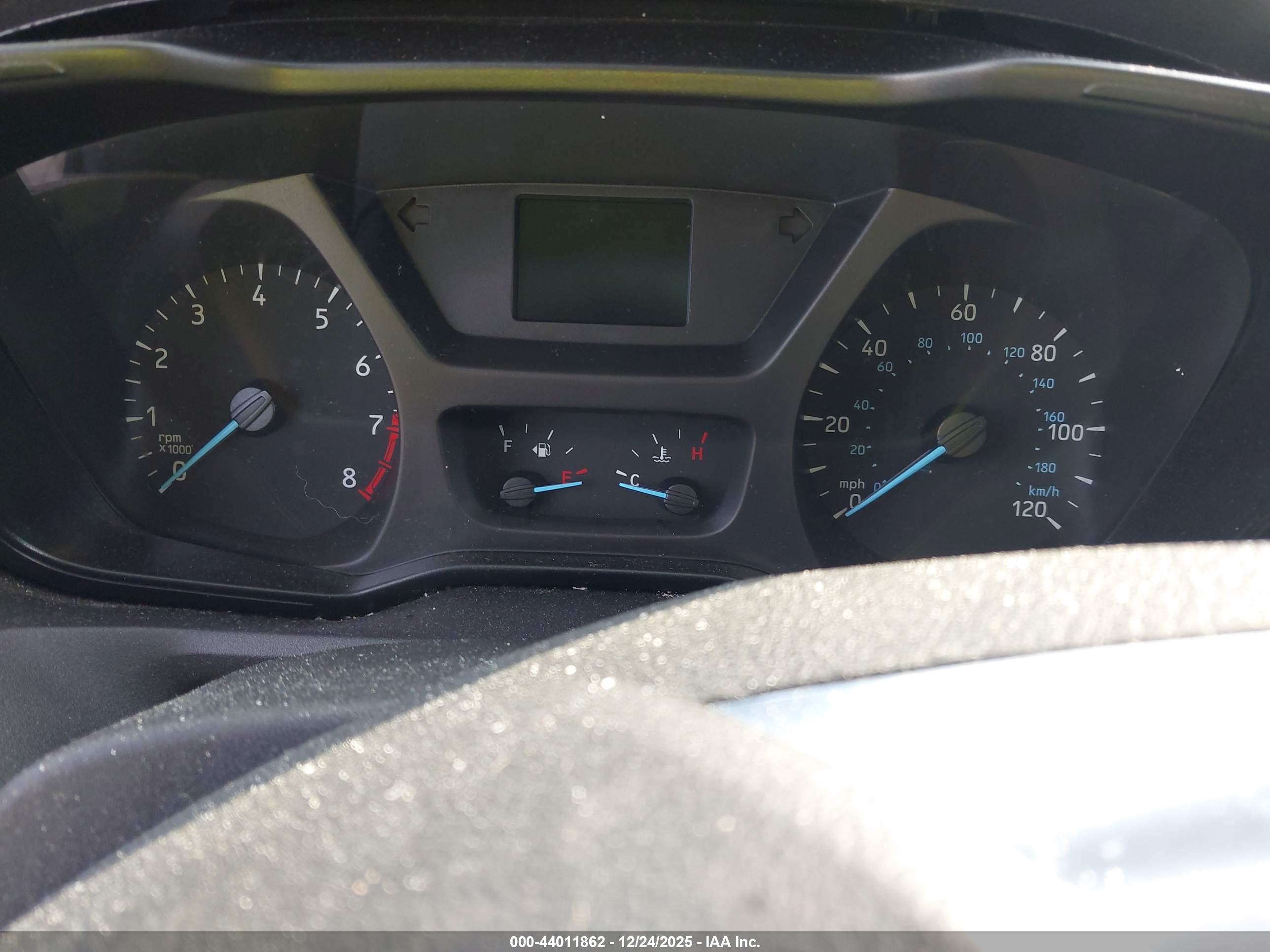 FORD TRANSIT-250 image 7