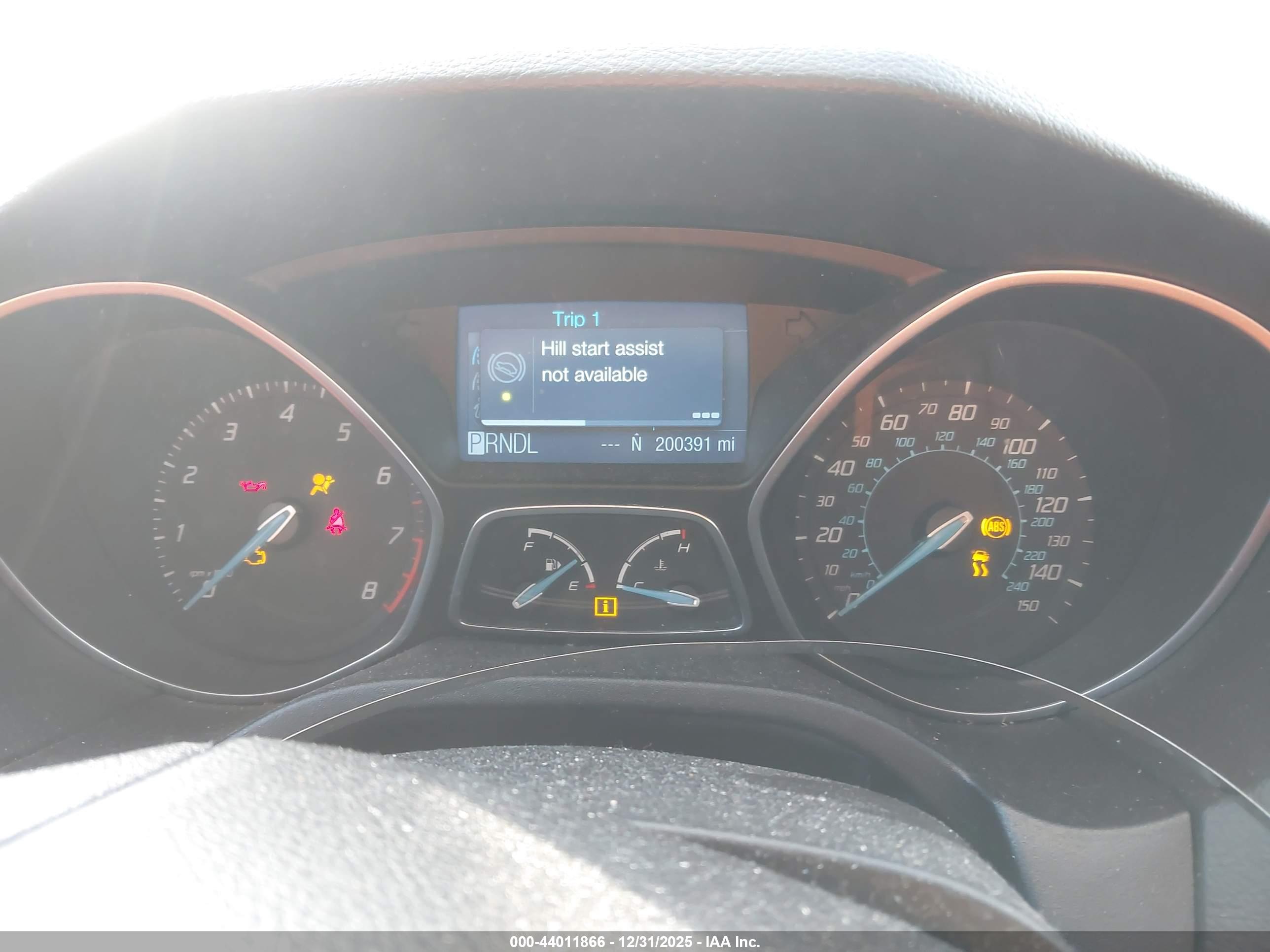 FORD FOCUS image 7