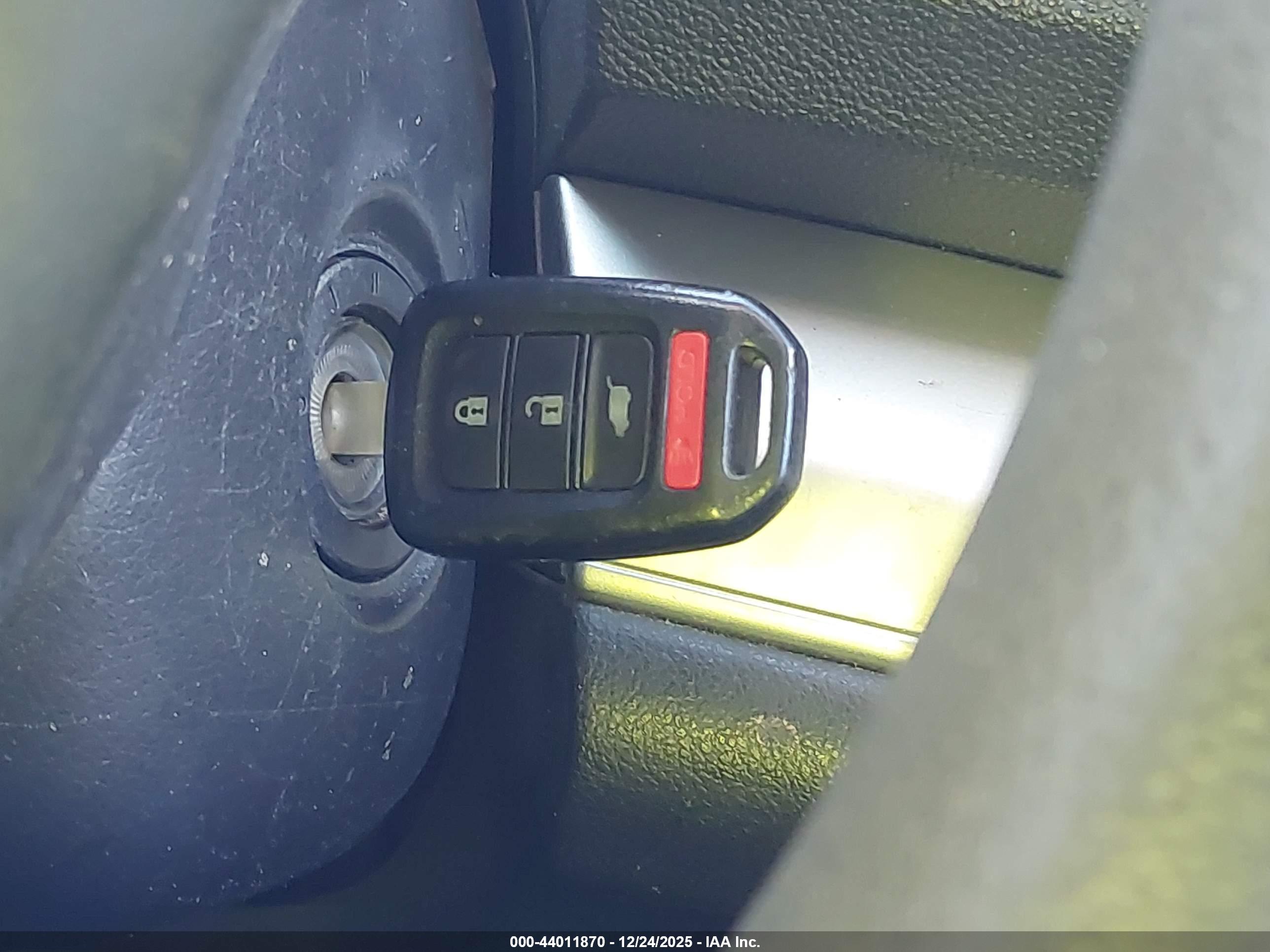 HONDA CR-V image 11