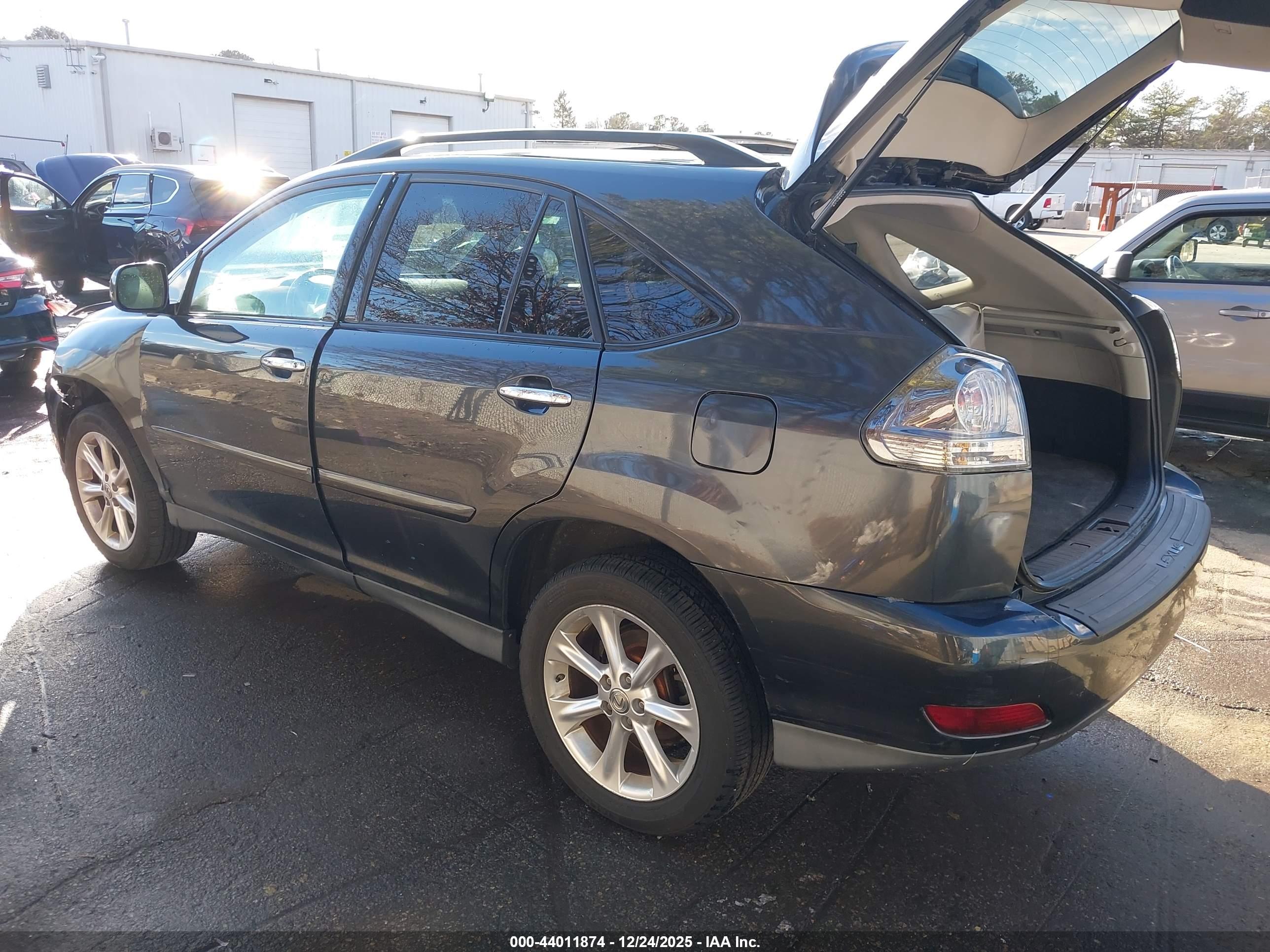 LEXUS RX image 3