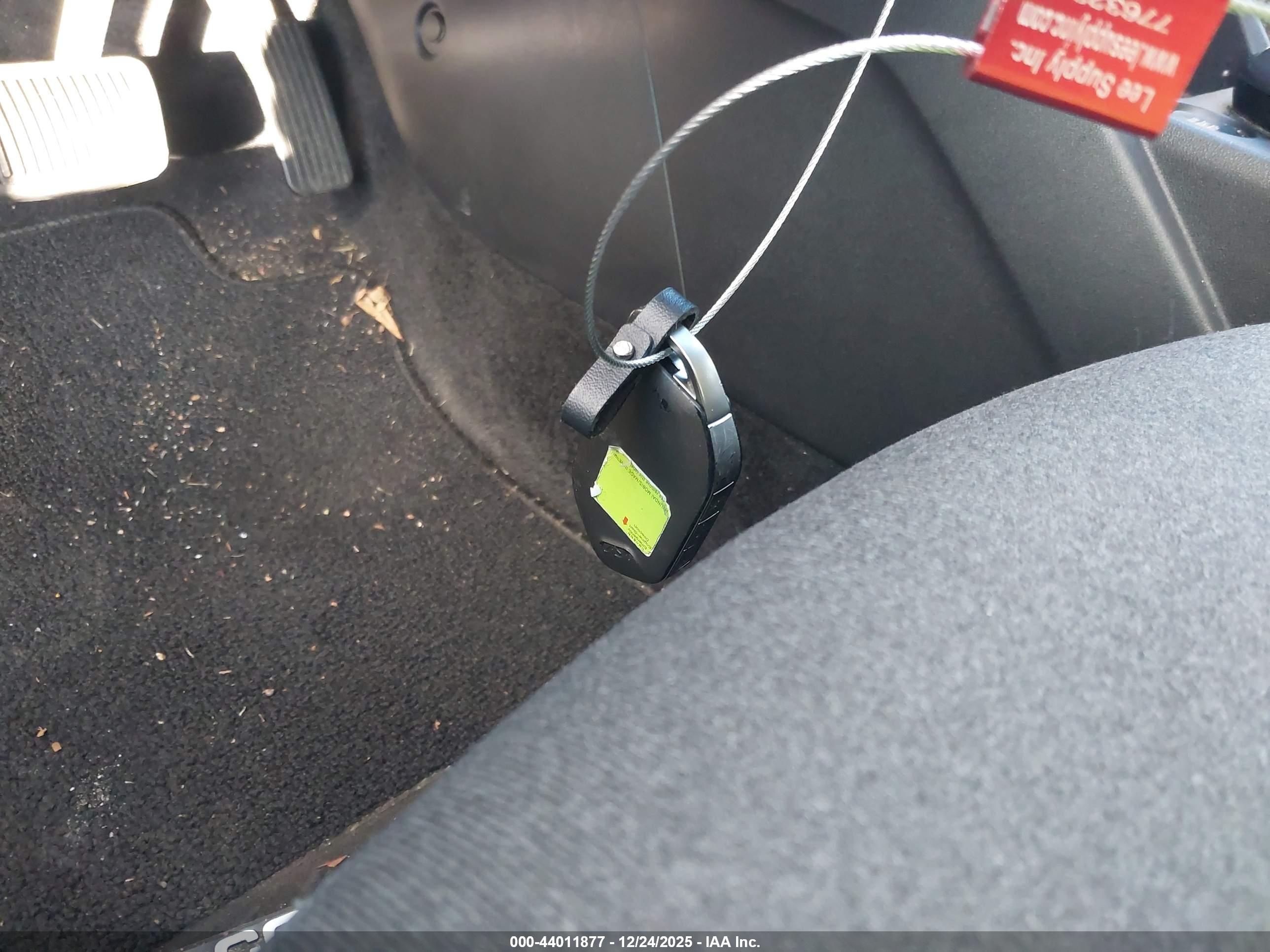 KIA K4 image 11