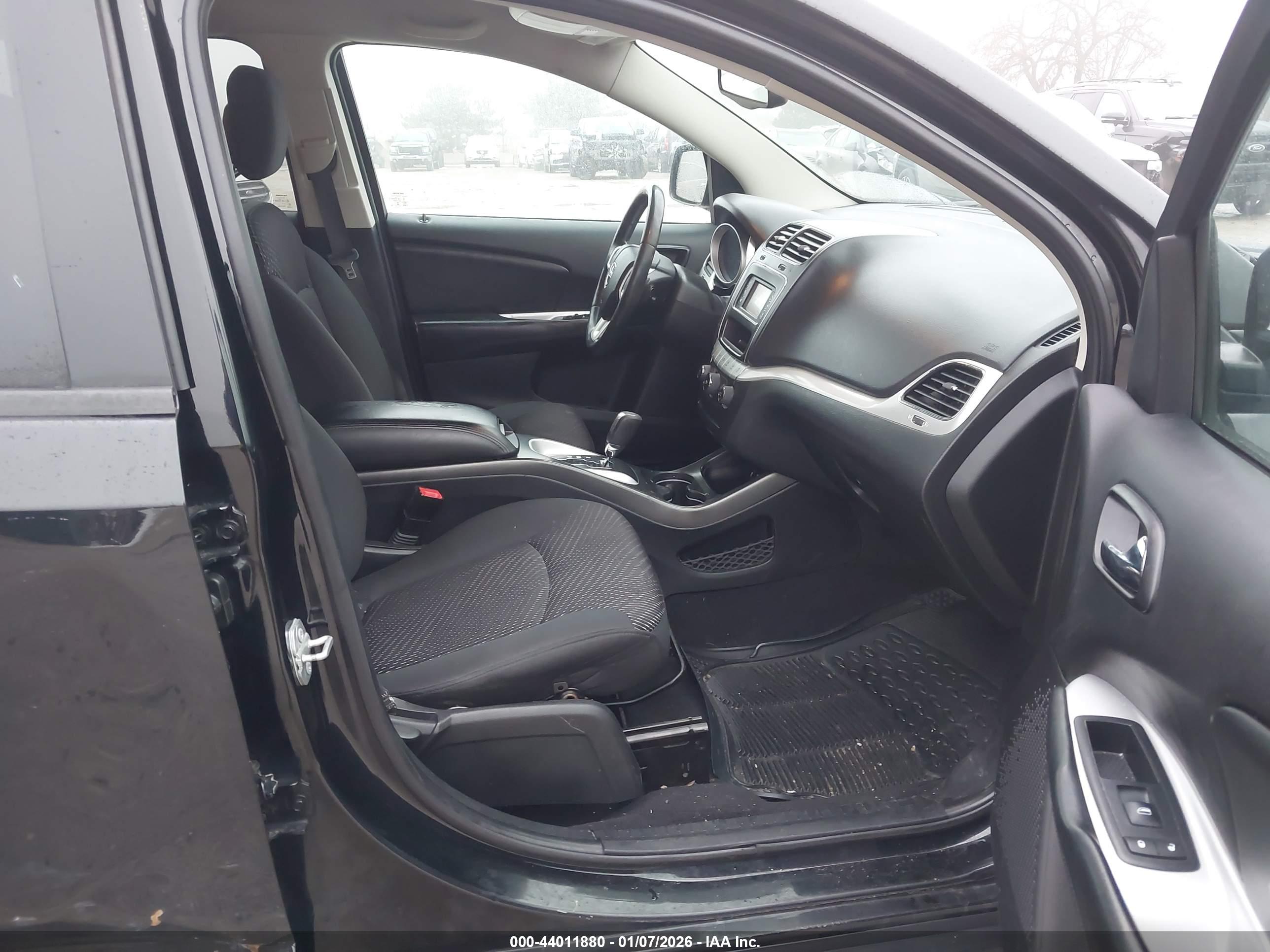 DODGE JOURNEY image 5