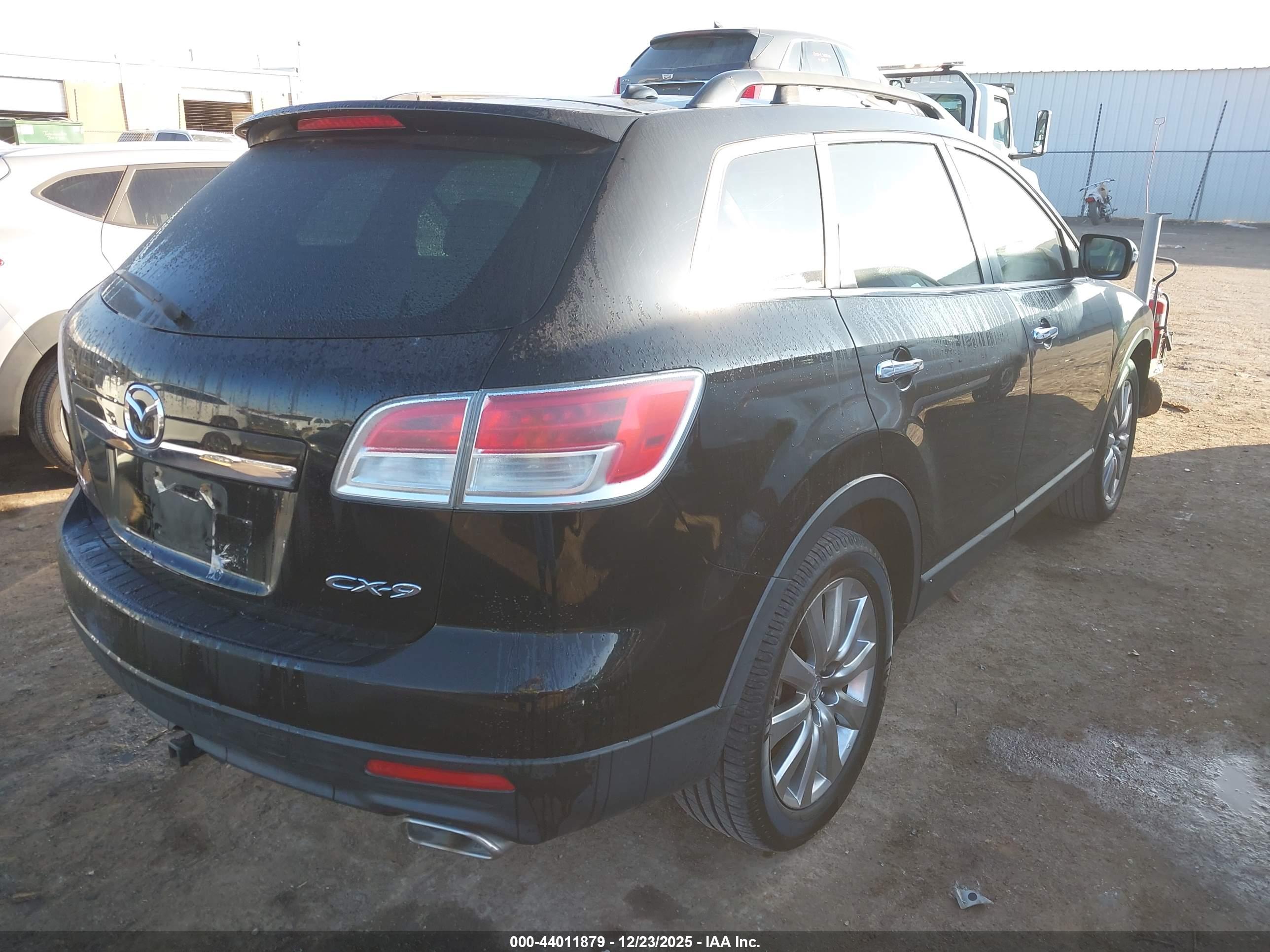 MAZDA CX-9 image 4