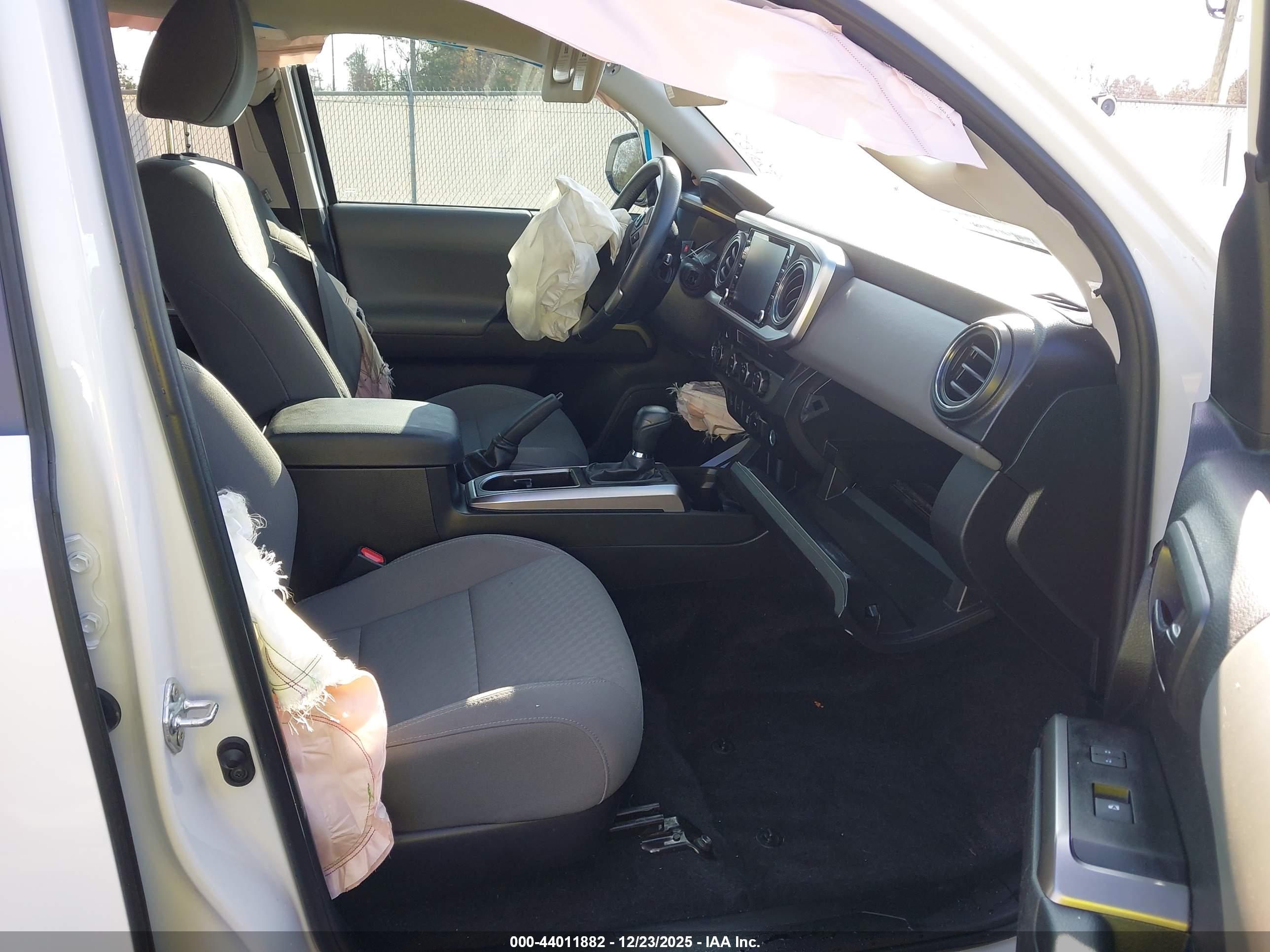 TOYOTA TACOMA image 5