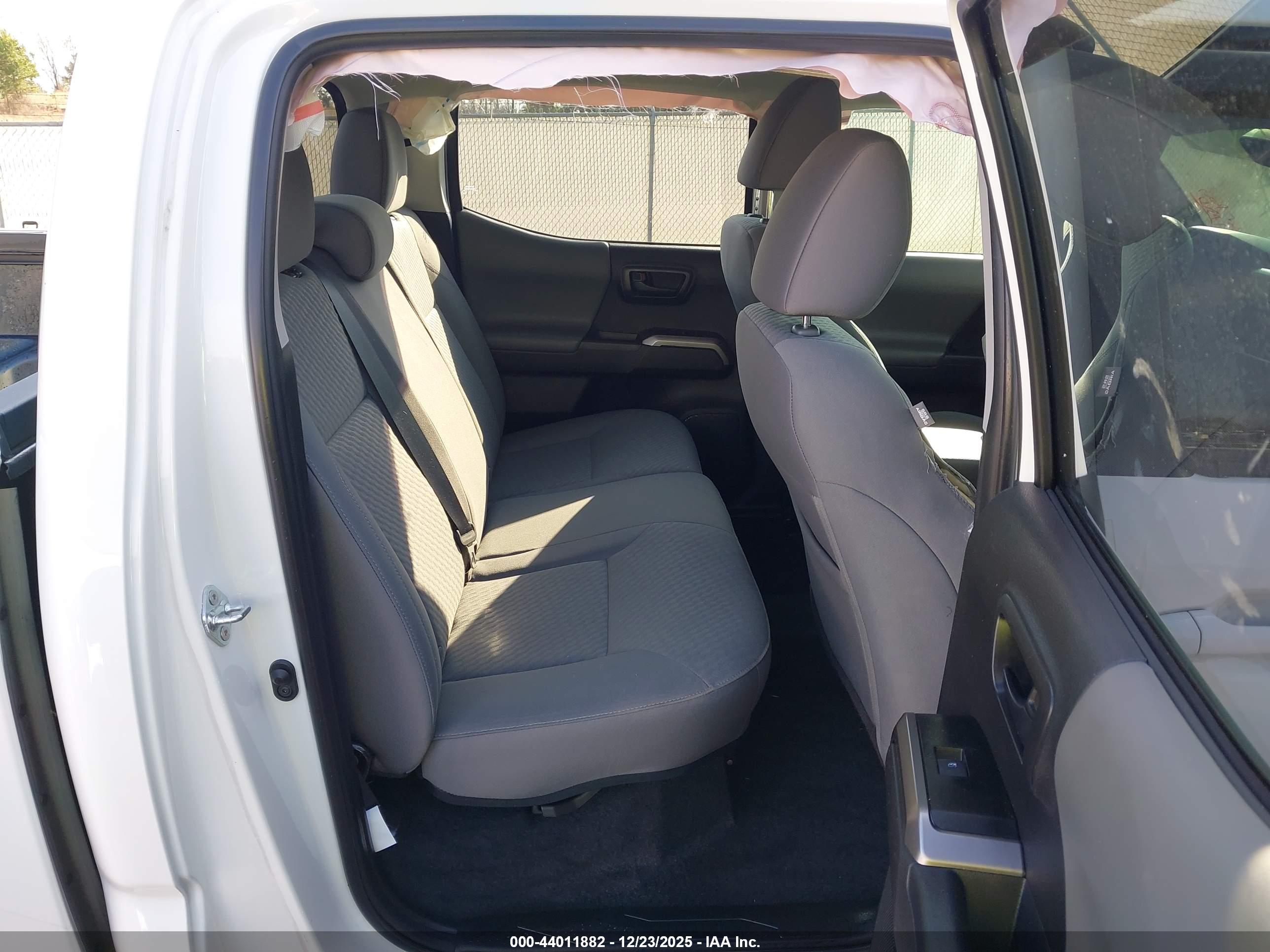 TOYOTA TACOMA image 8