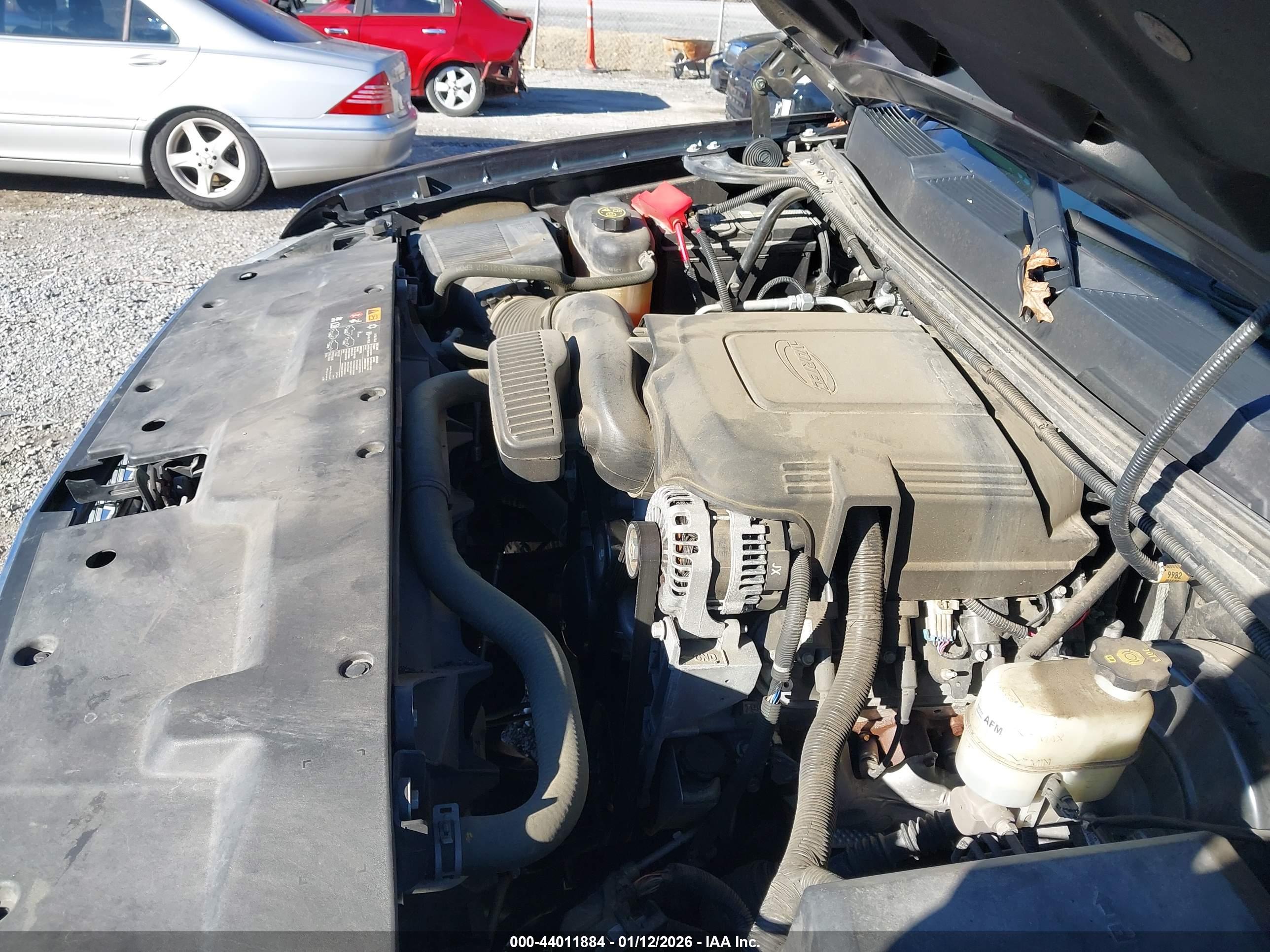 CHEVROLET SILVERADO image 10
