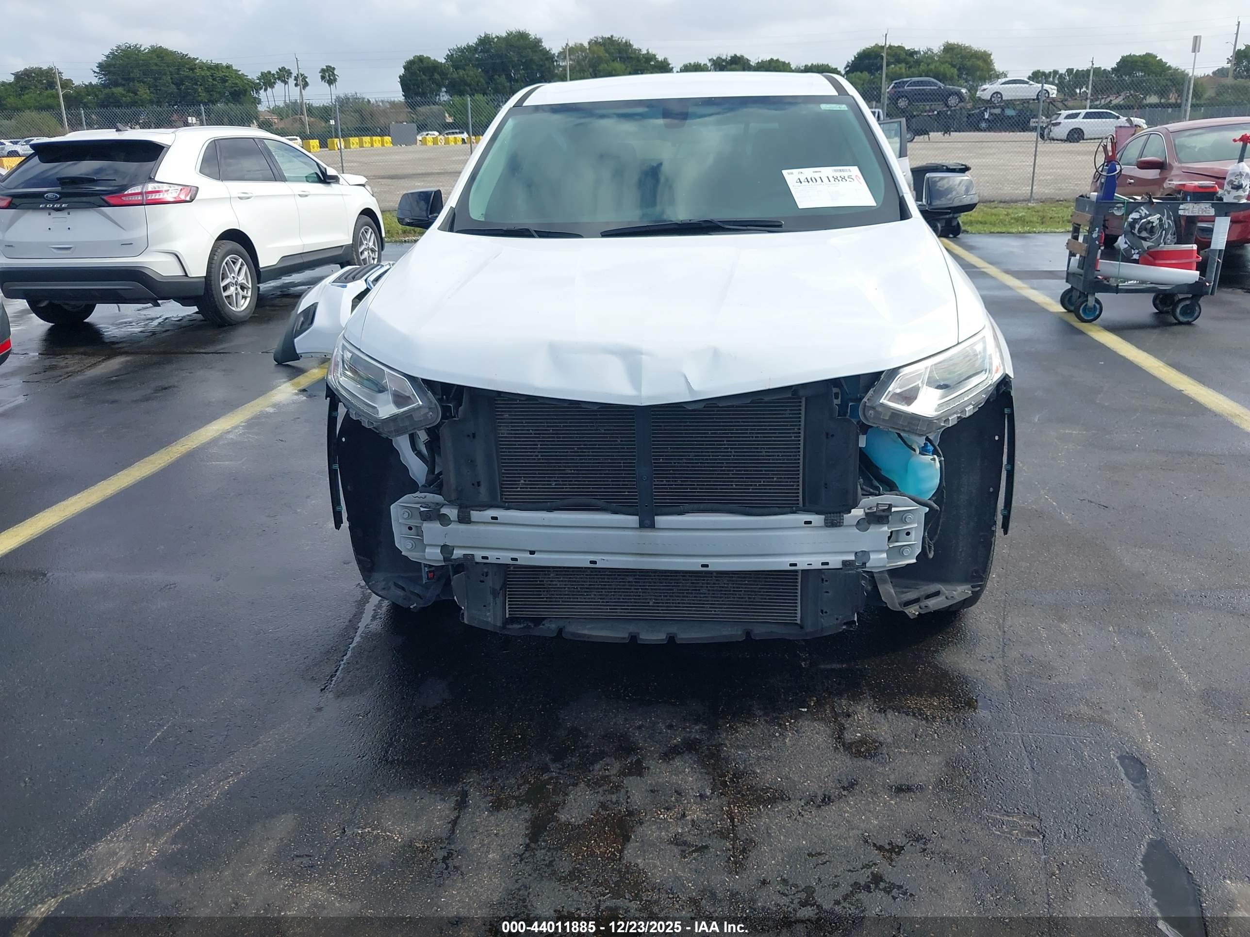 CHEVROLET TRAVERSE image 6