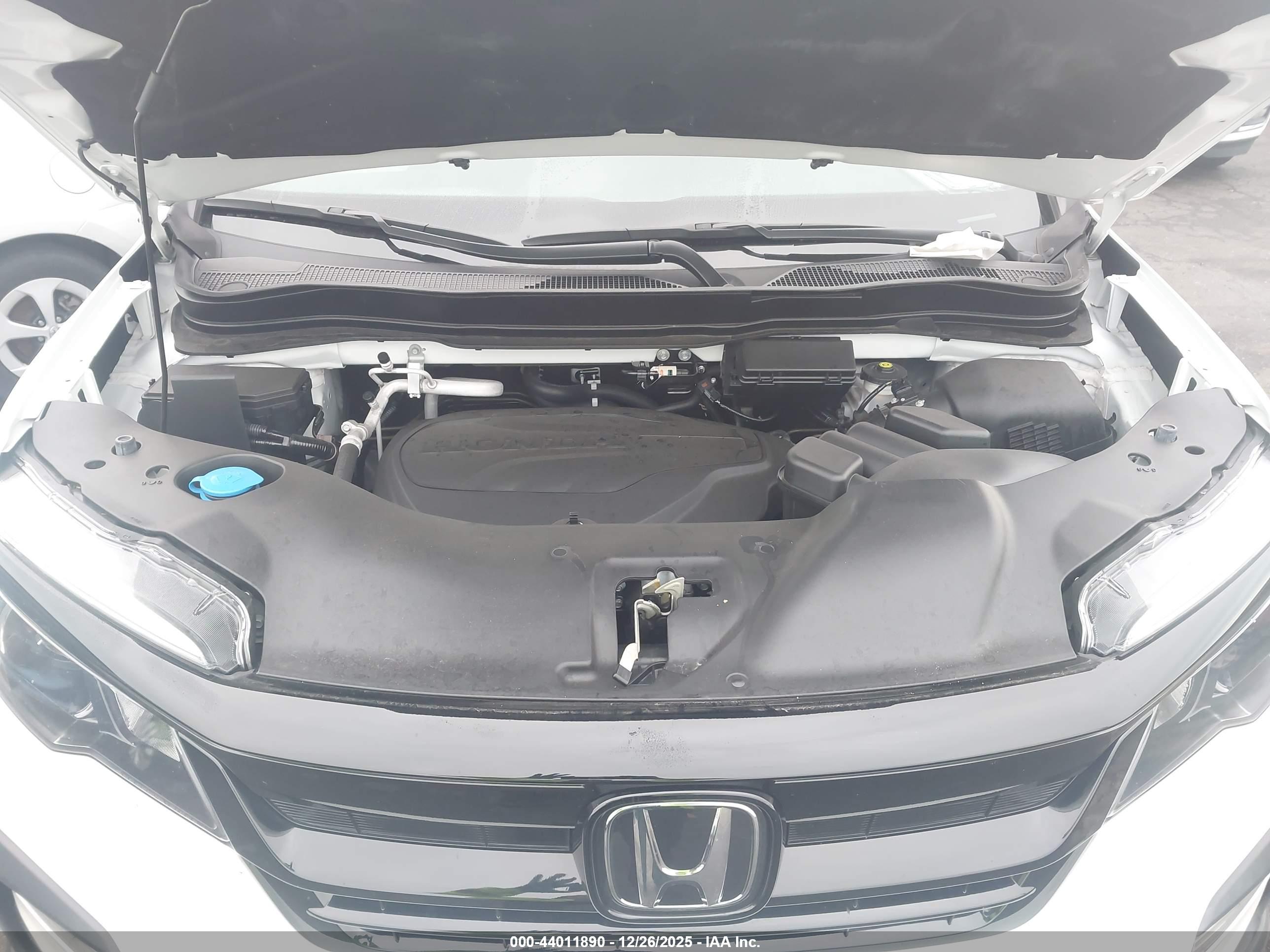 HONDA PILOT image 10