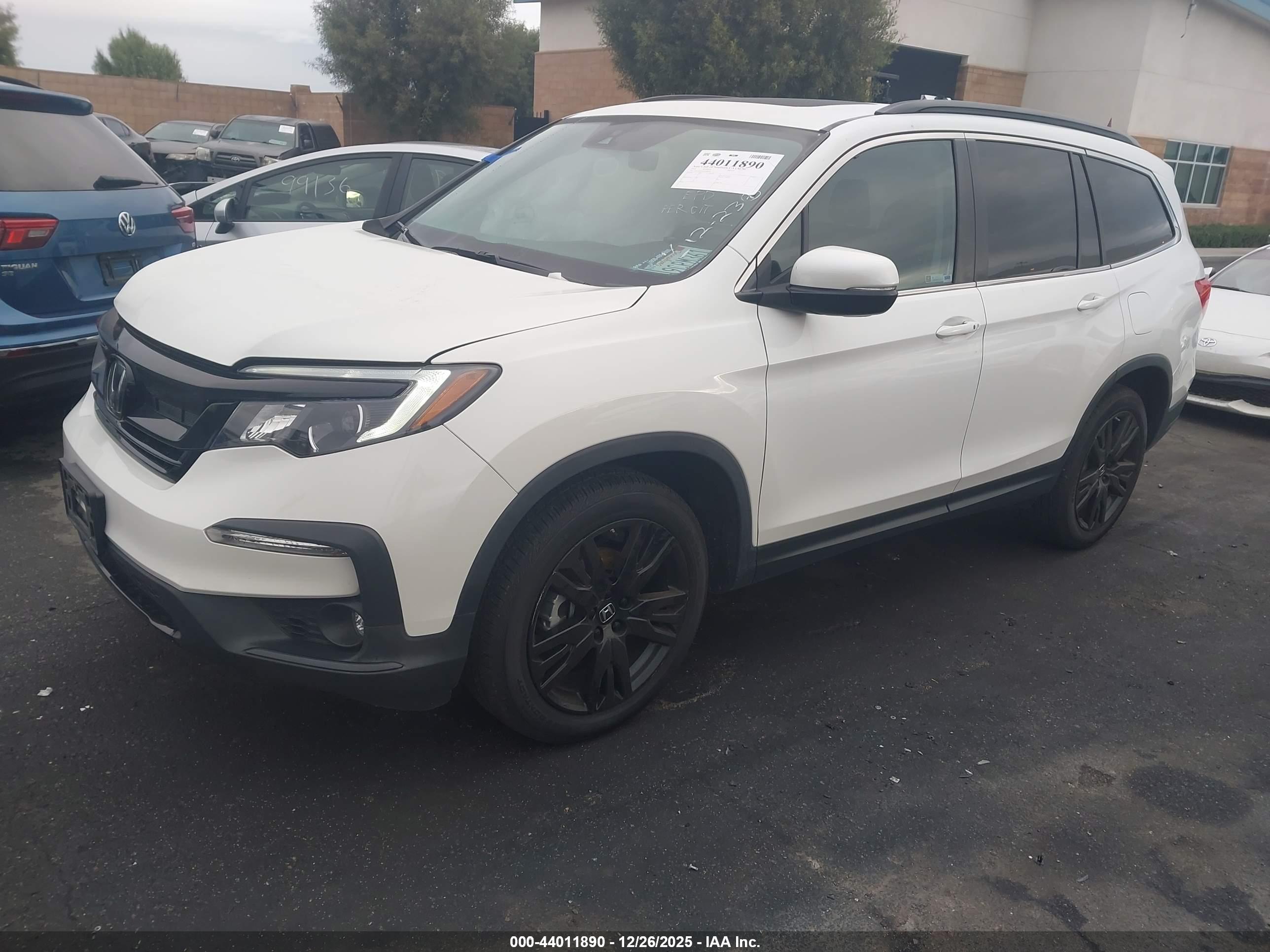 HONDA PILOT image 2