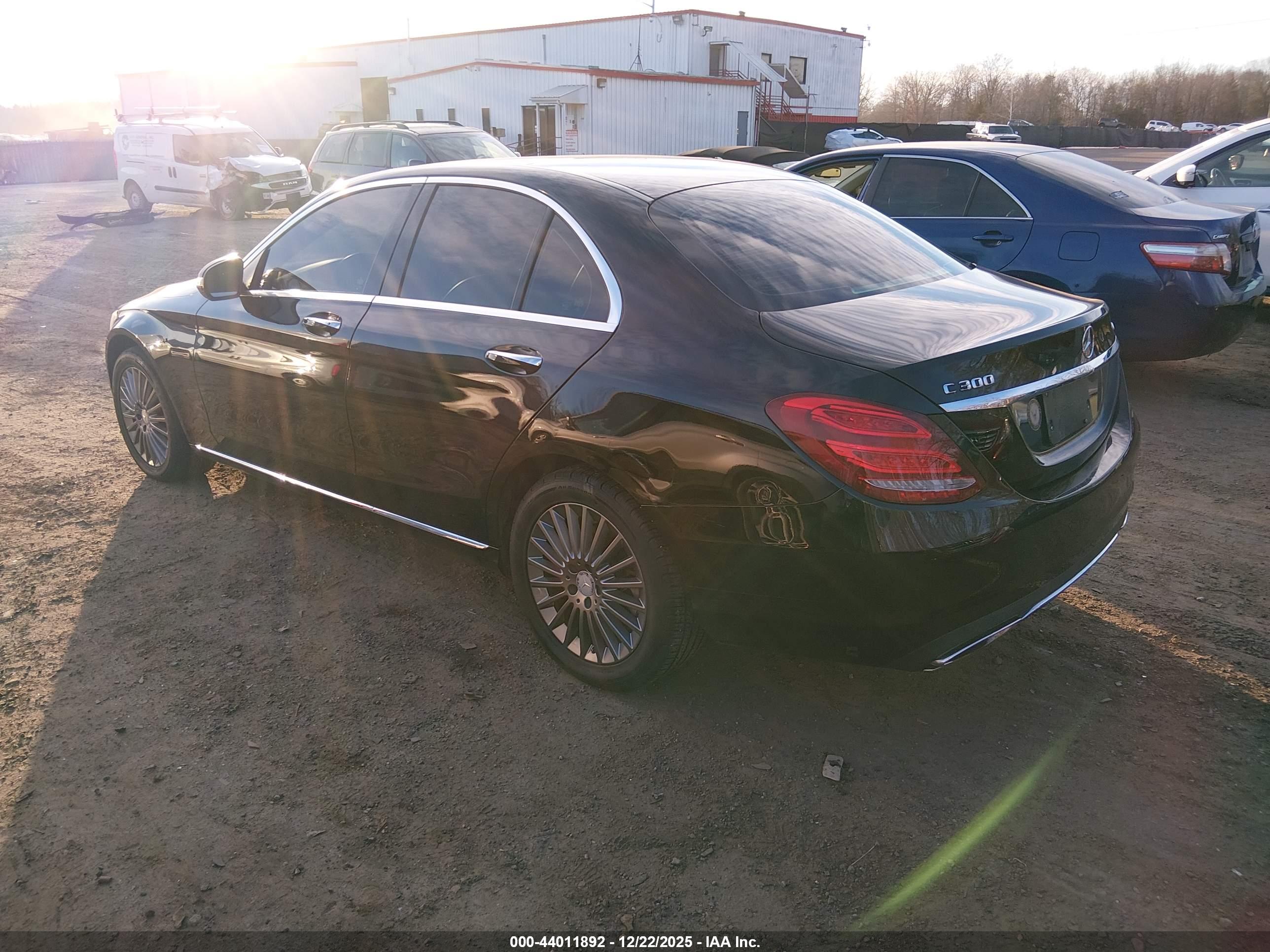 MERCEDES-BENZ C image 3