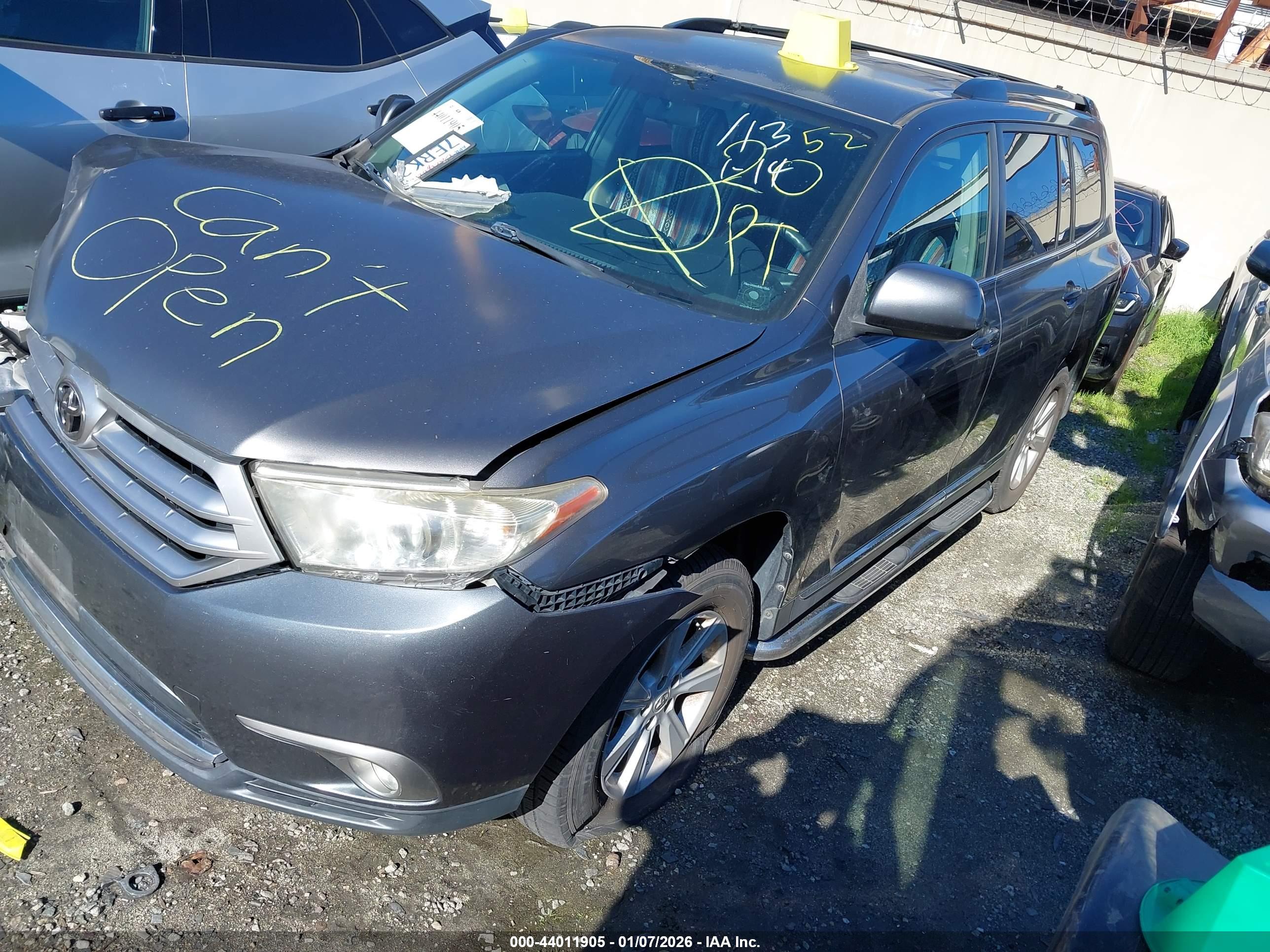 TOYOTA HIGHLANDER image 2