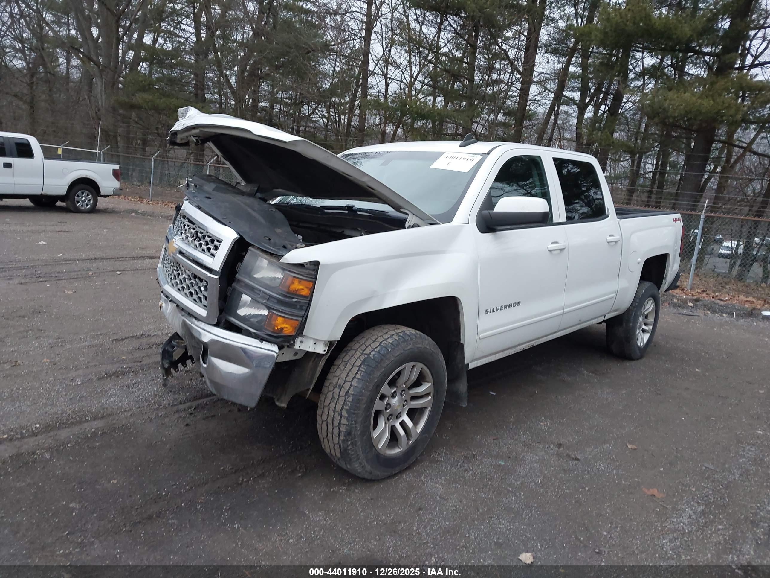 CHEVROLET SILVERADO image 2
