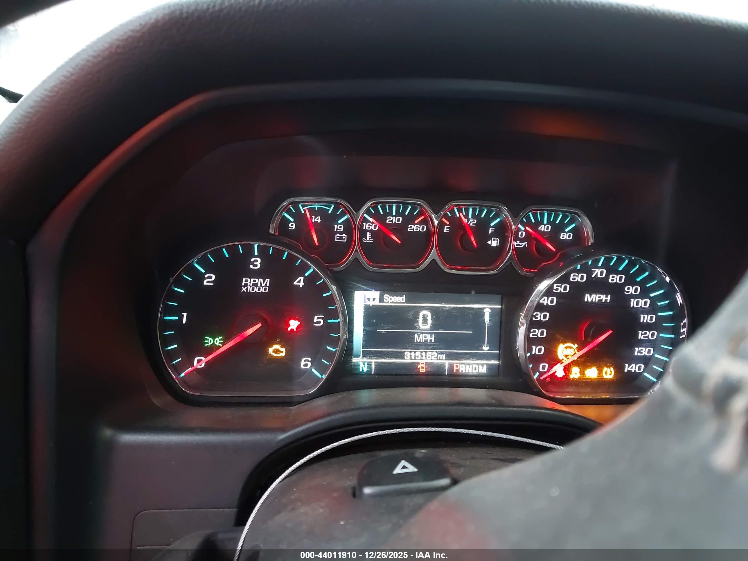 CHEVROLET SILVERADO image 7