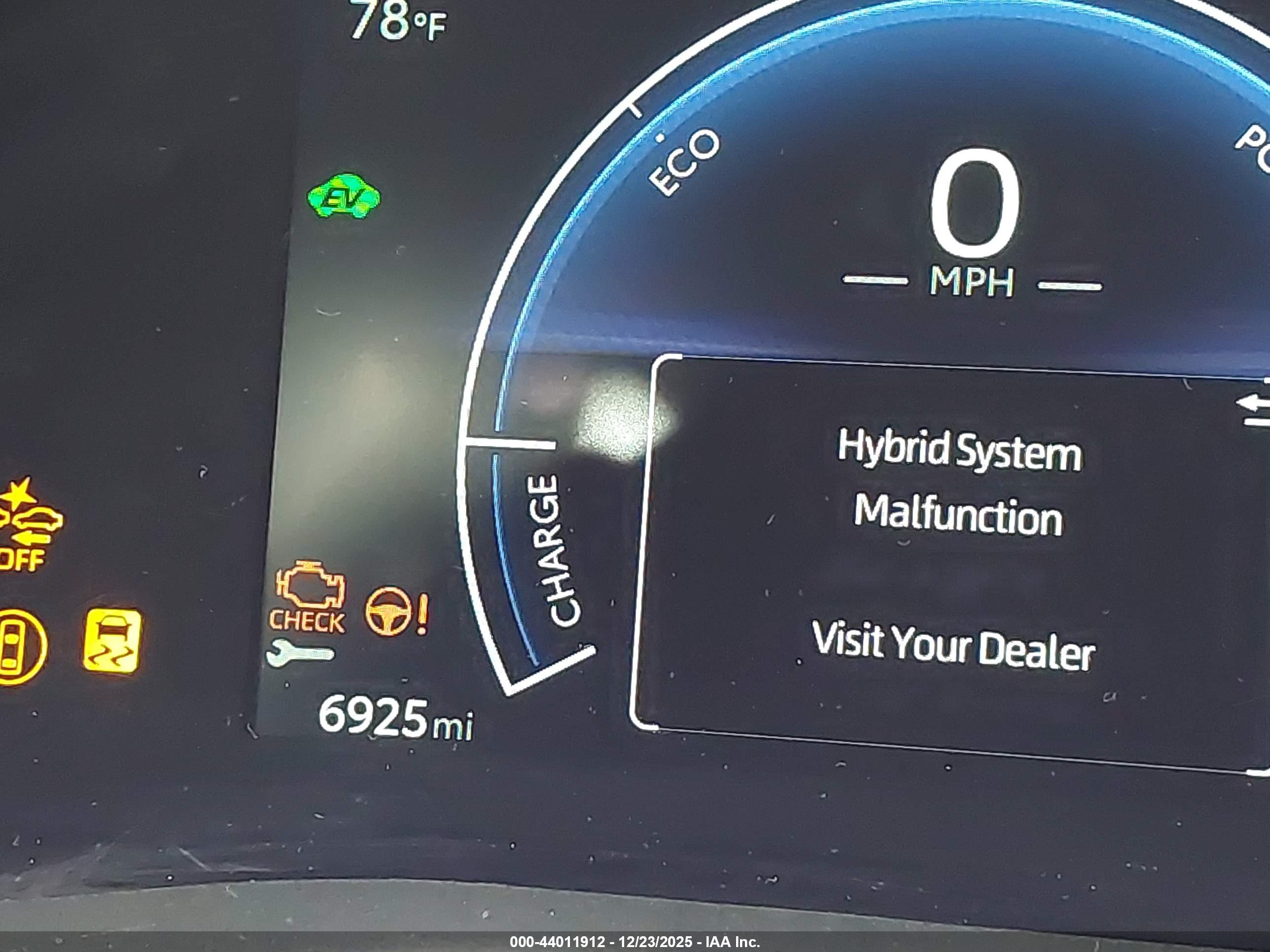 TOYOTA CAMRY image 7
