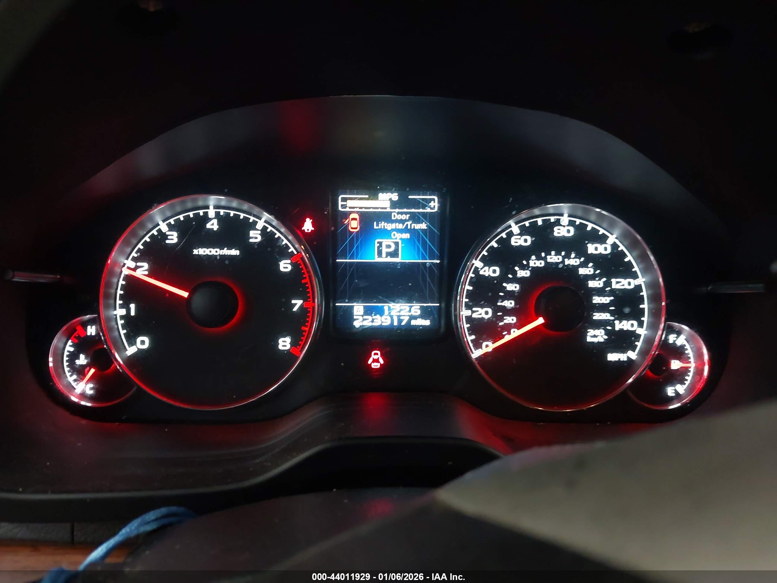 SUBARU OUTBACK image 7