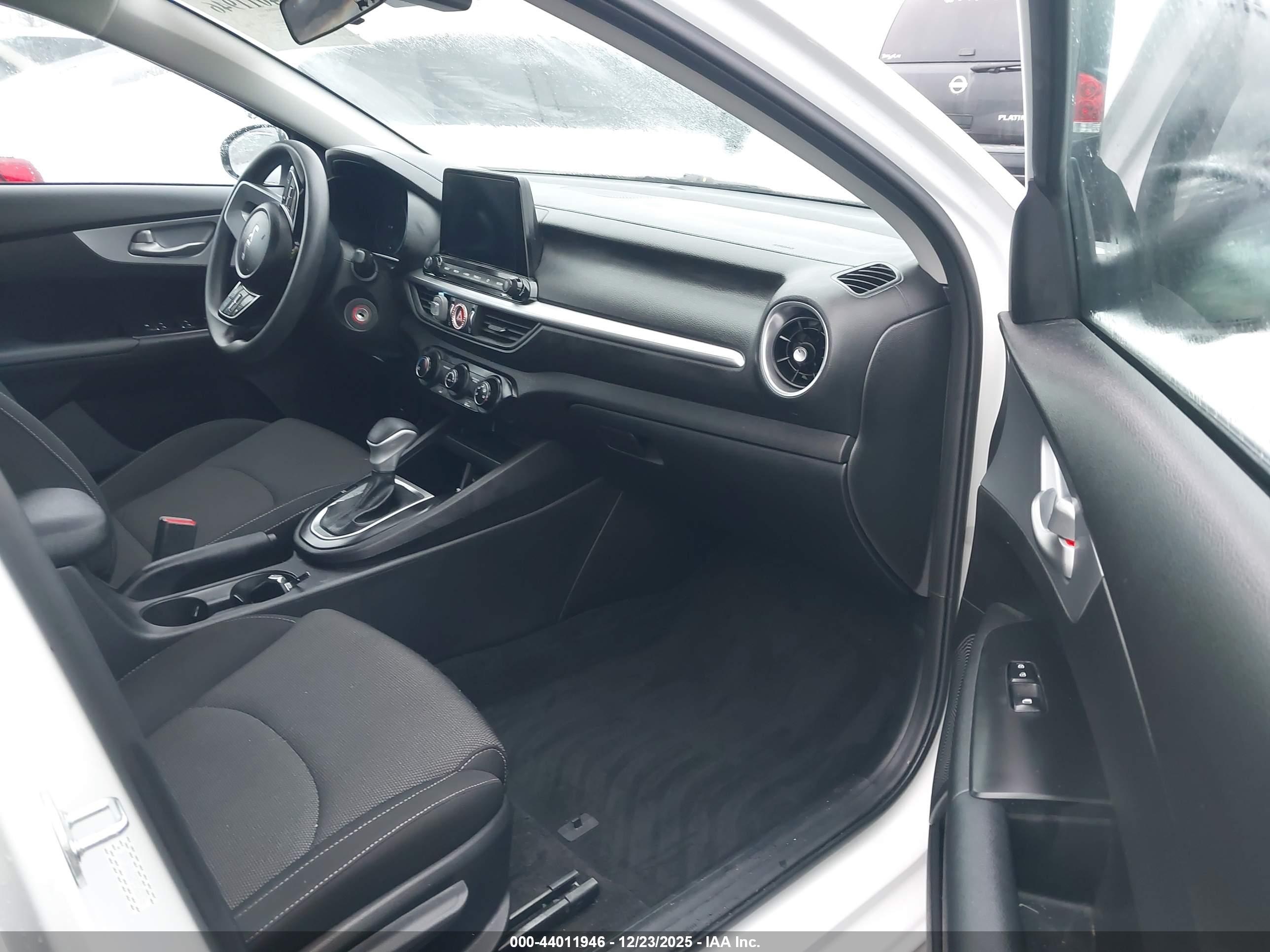KIA FORTE image 5