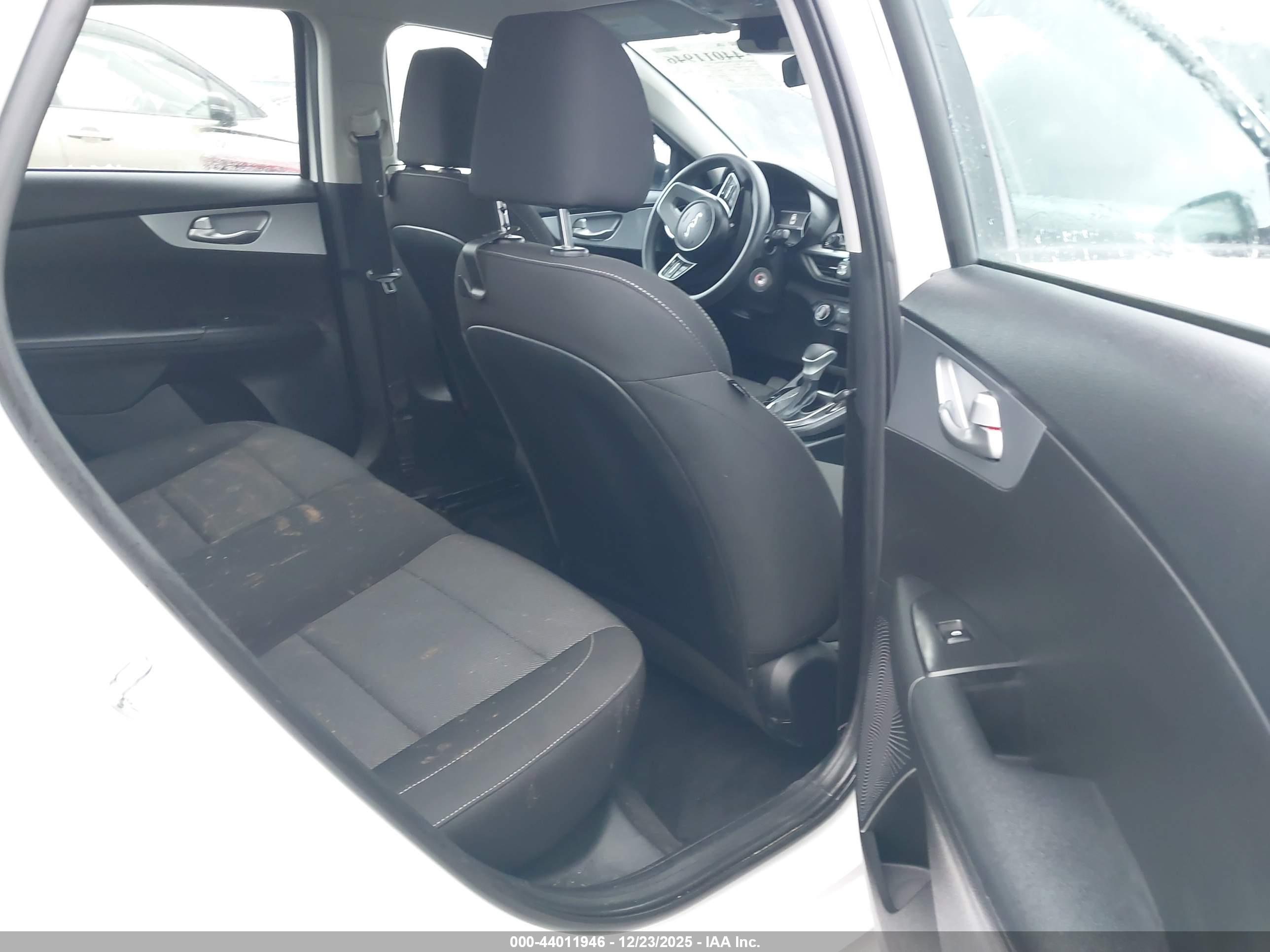 KIA FORTE image 8