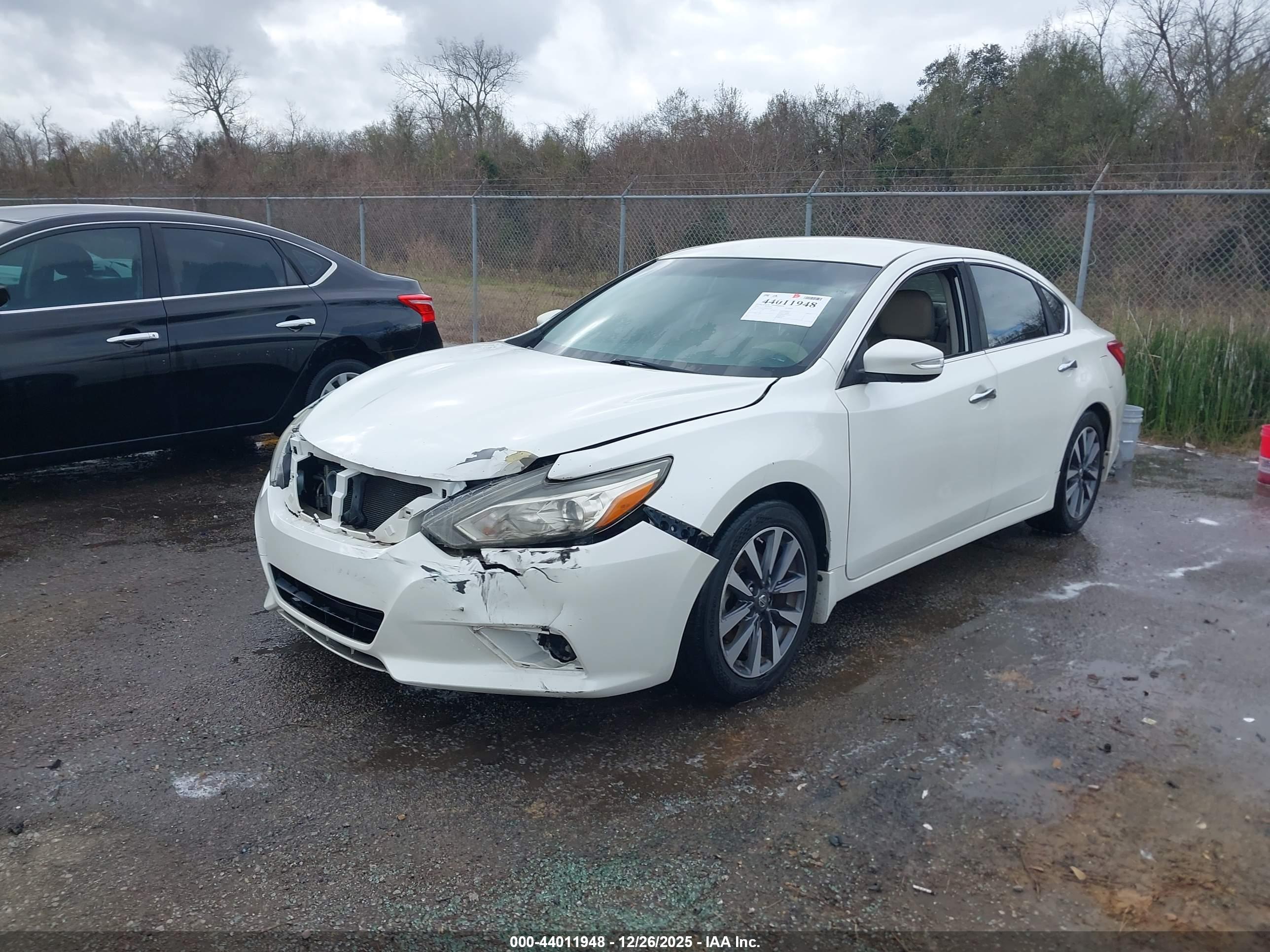 NISSAN ALTIMA image 2