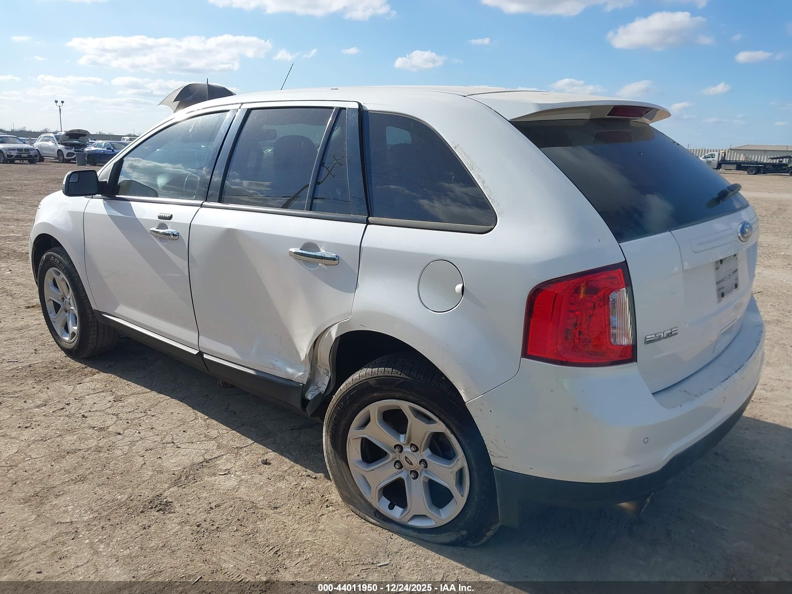 FORD EDGE image 3