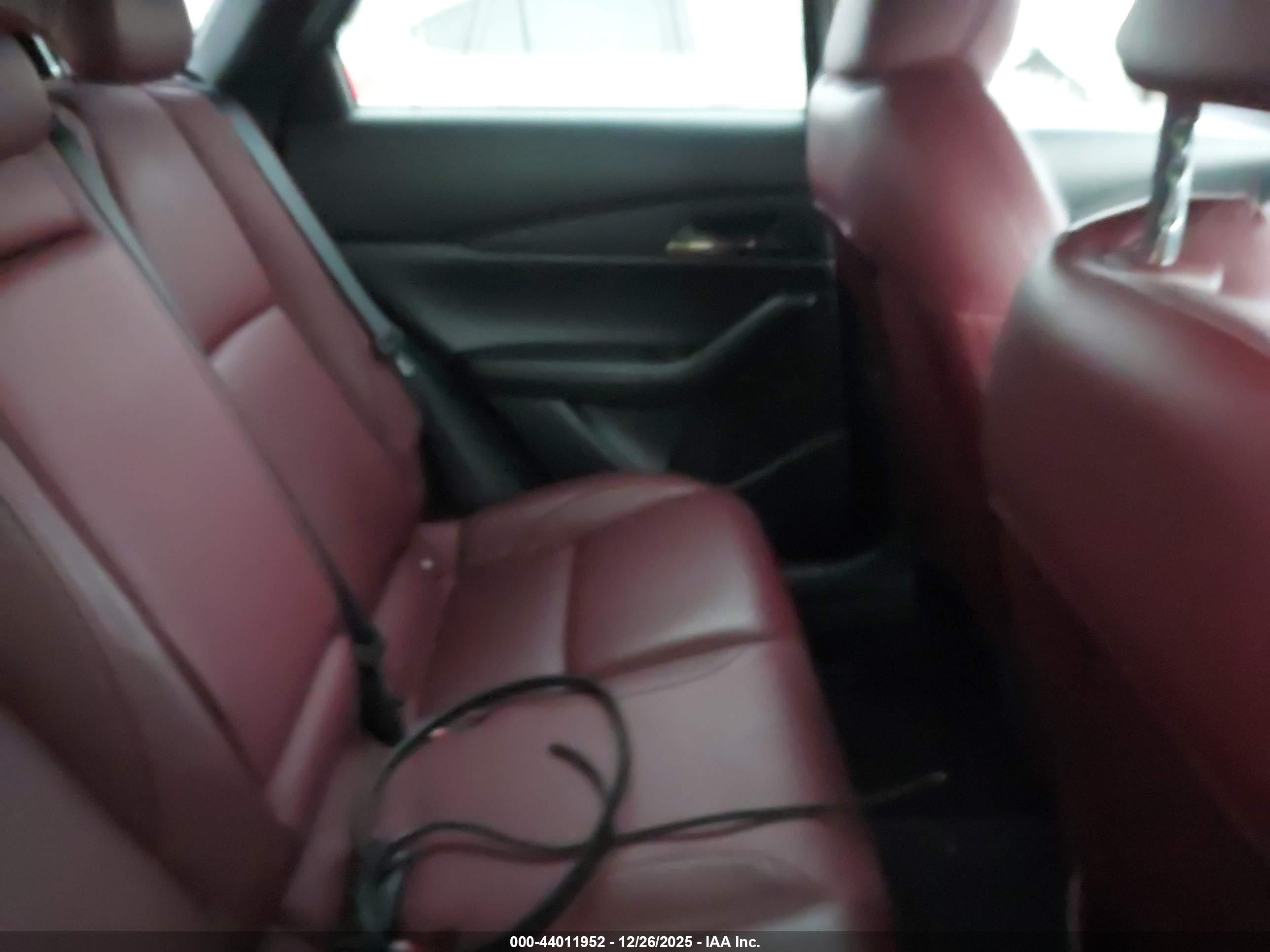 MAZDA CX-30 image 8