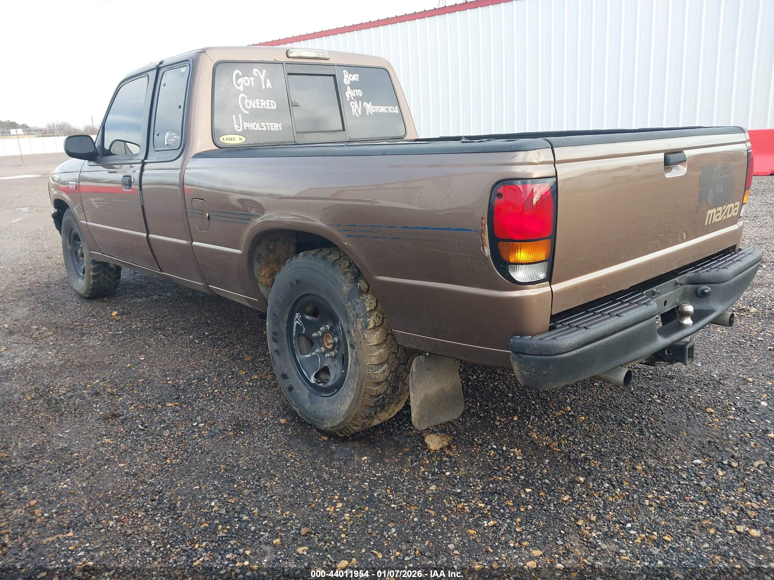 MAZDA B3000 image 3
