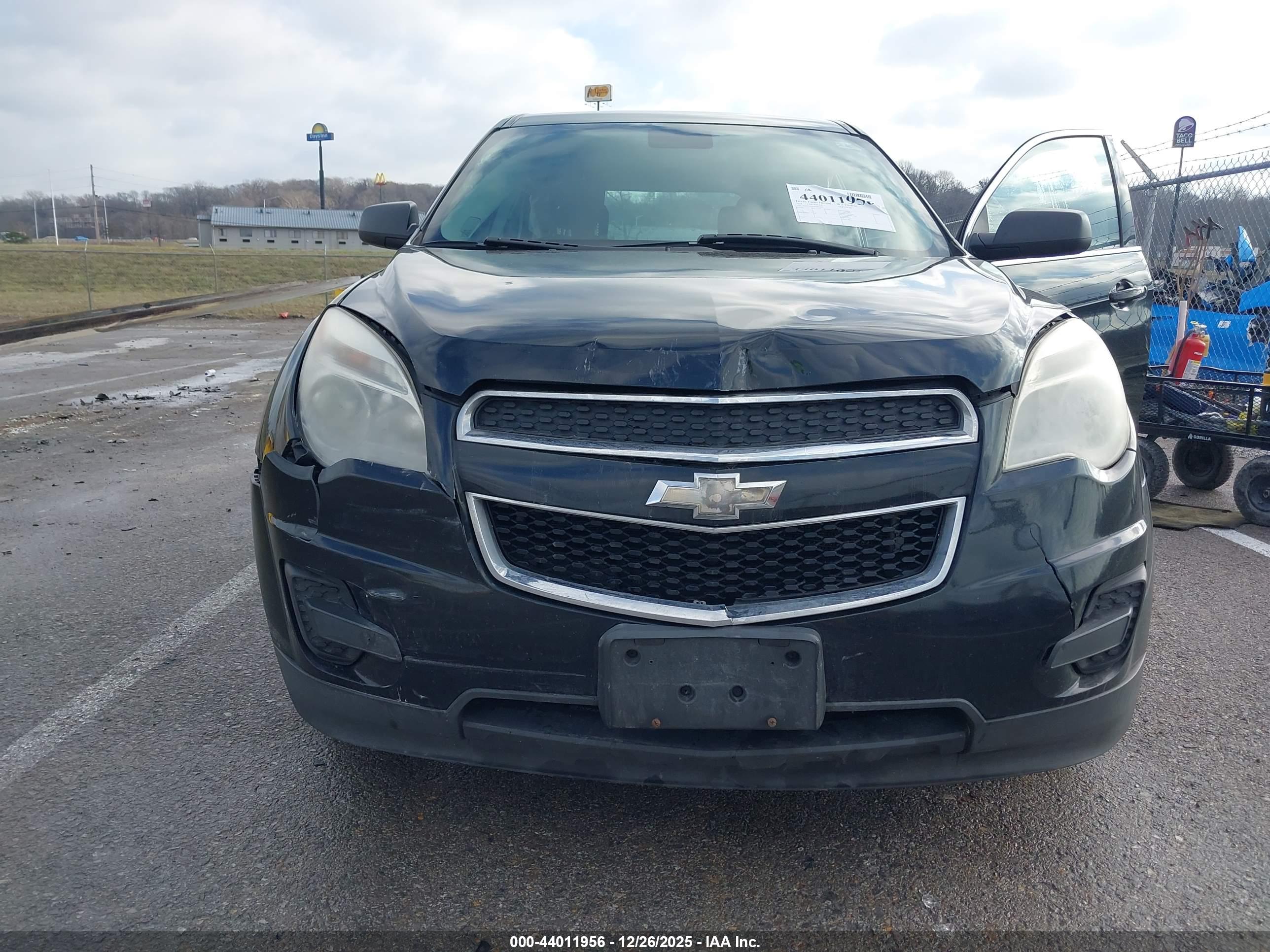 CHEVROLET EQUINOX image 6