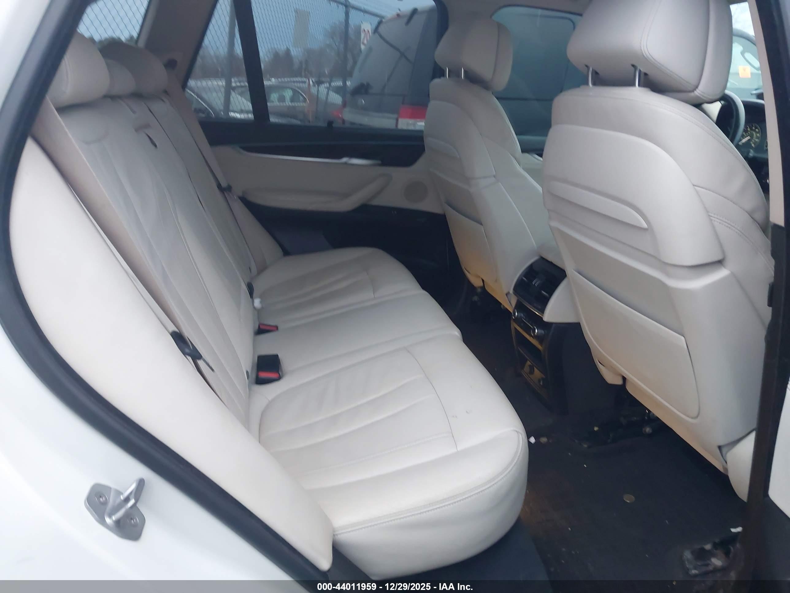 BMW X5 image 8