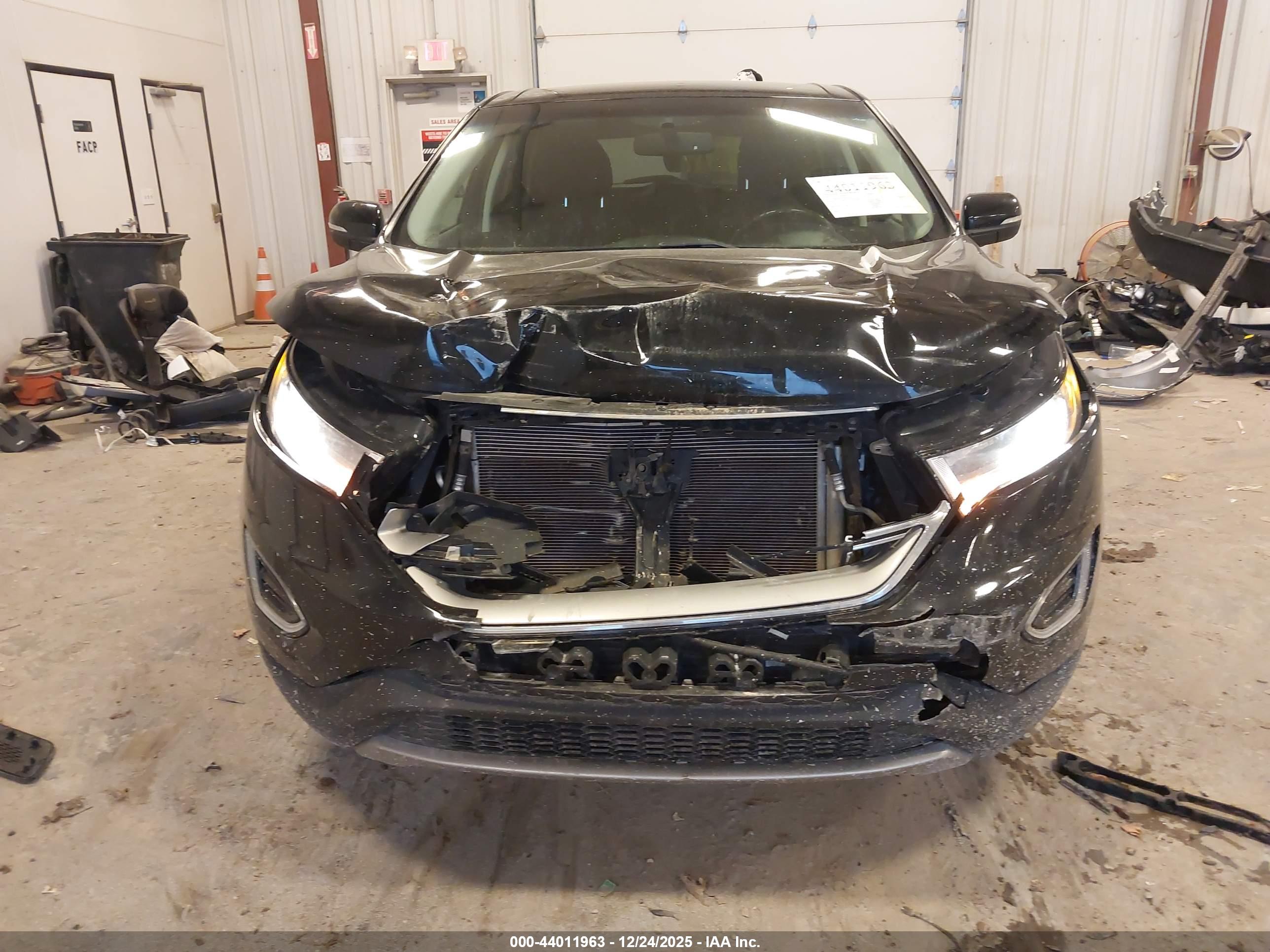 FORD EDGE image 6