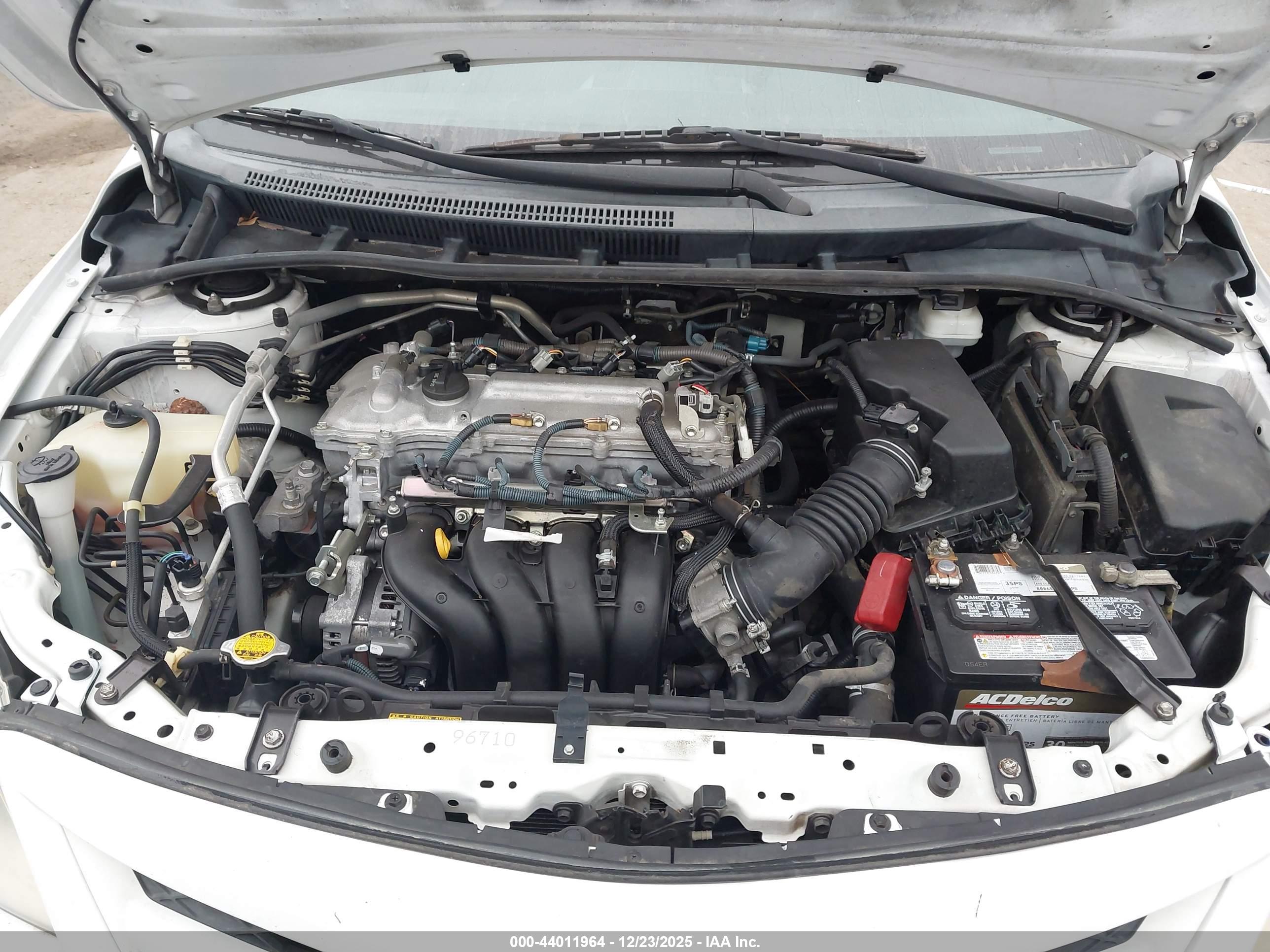 TOYOTA COROLLA image 10