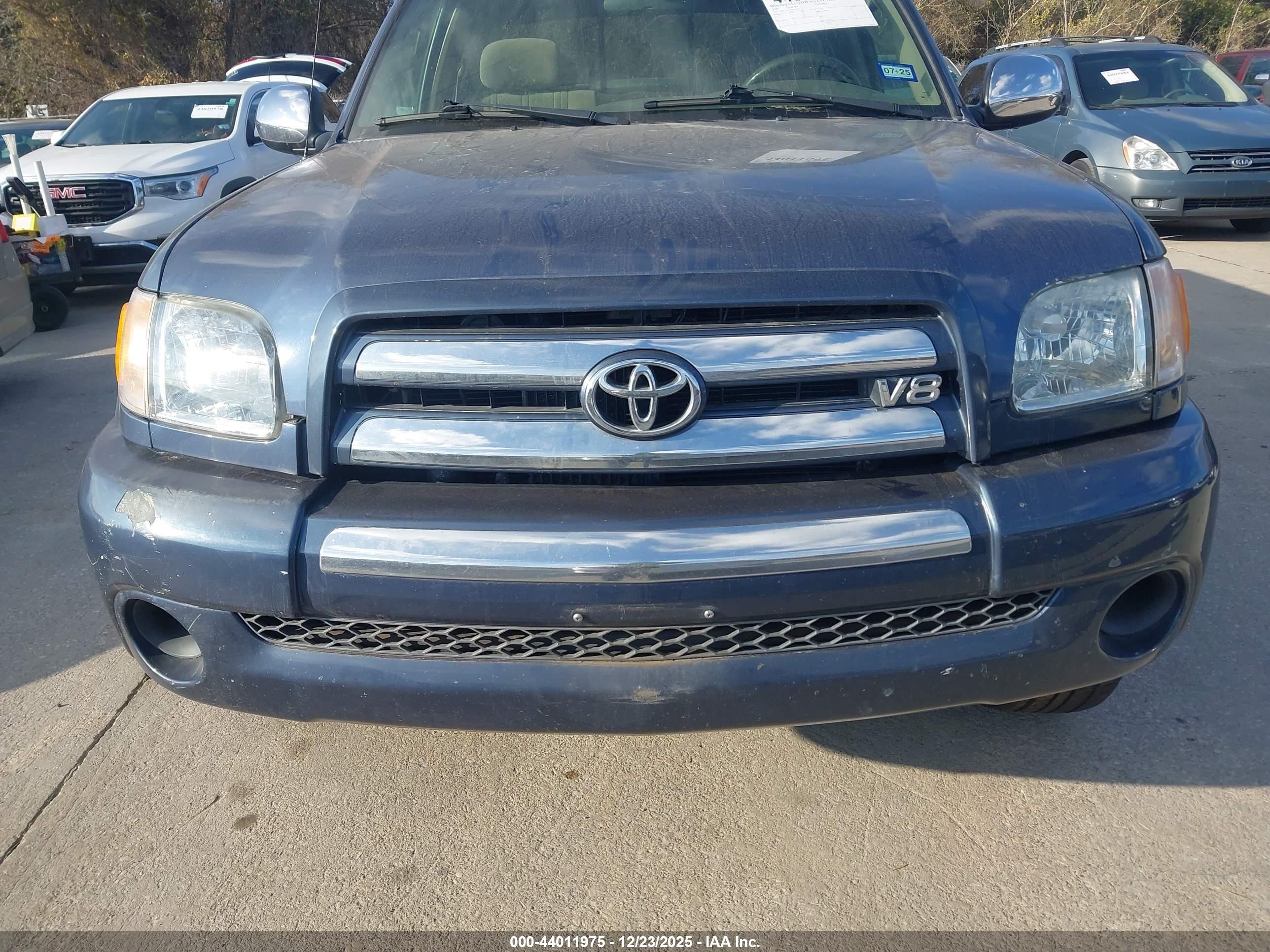 TOYOTA TUNDRA image 6